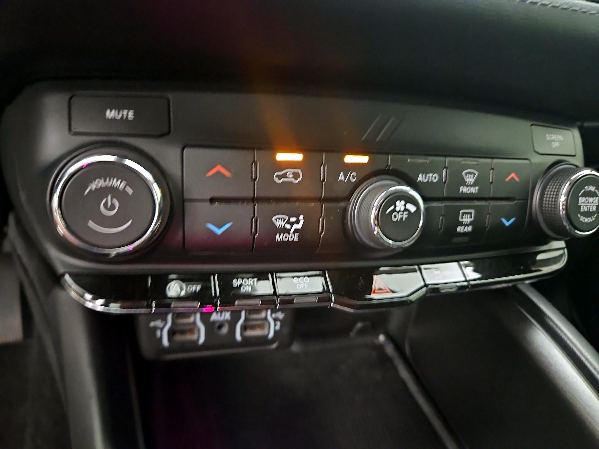 Thumbnail: 2021 Dodge Durango - 16