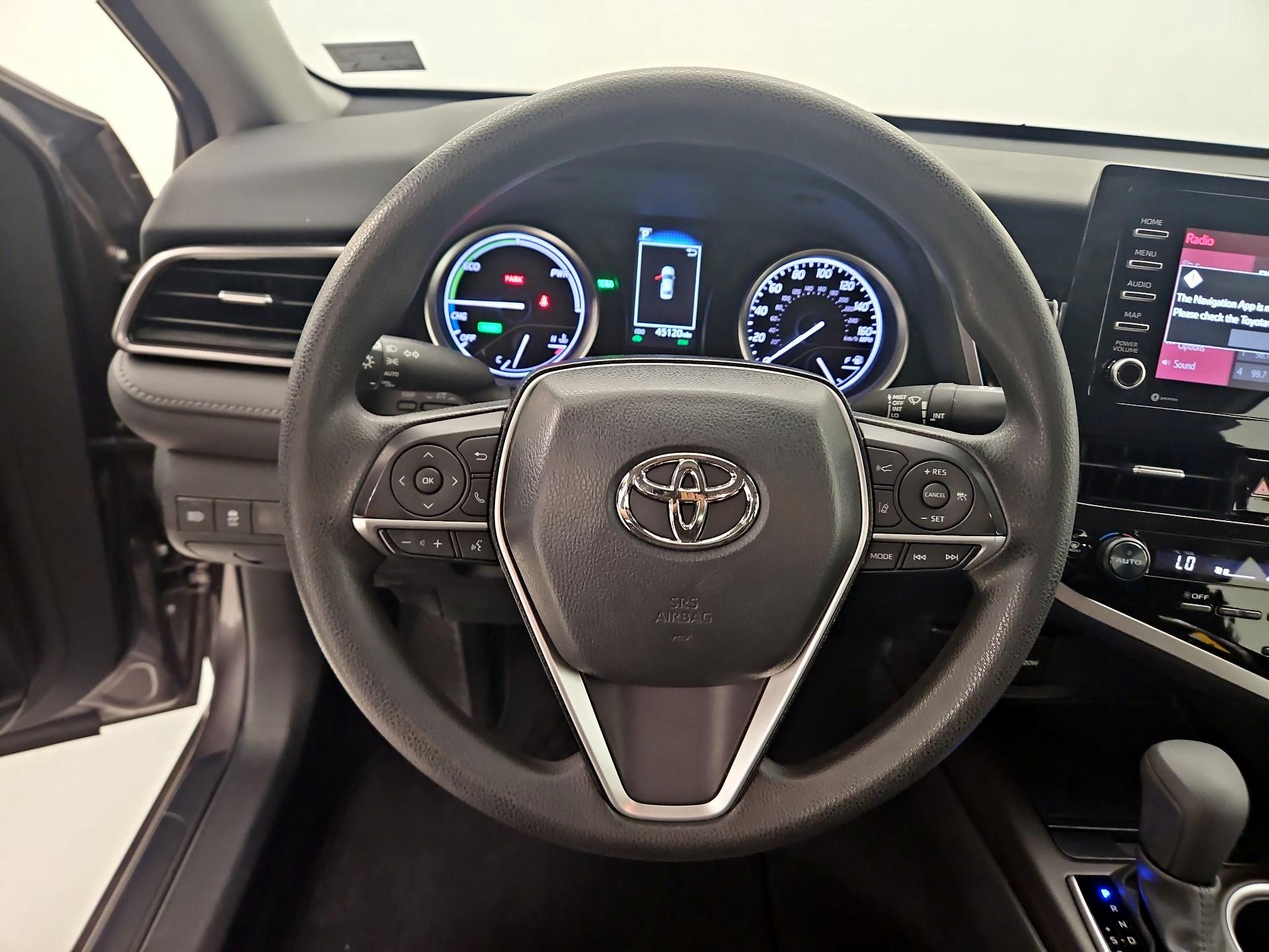 Thumbnail: 2023 Toyota Camry - 10