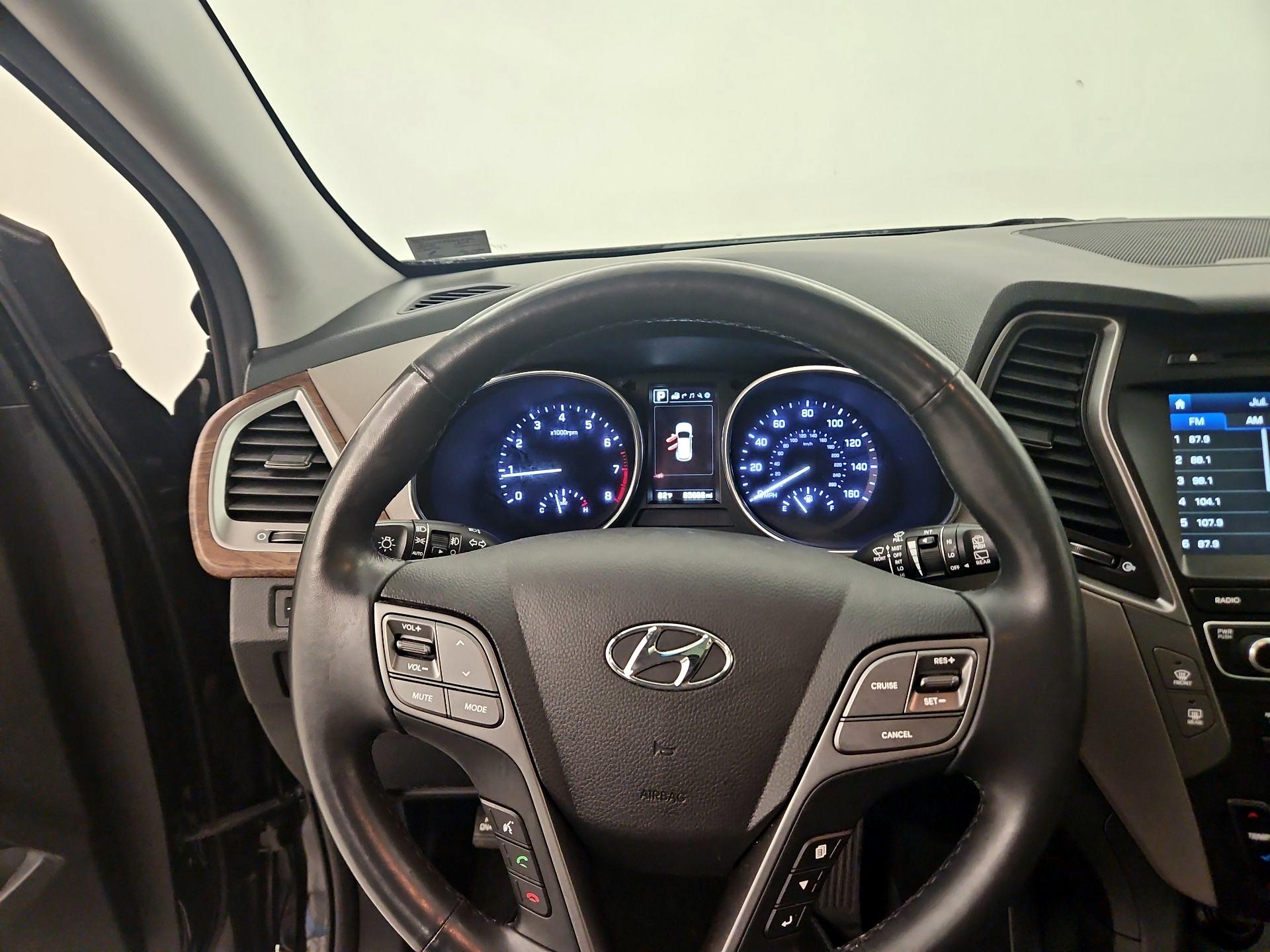 Thumbnail: 2018 Hyundai Santa Fe - 10