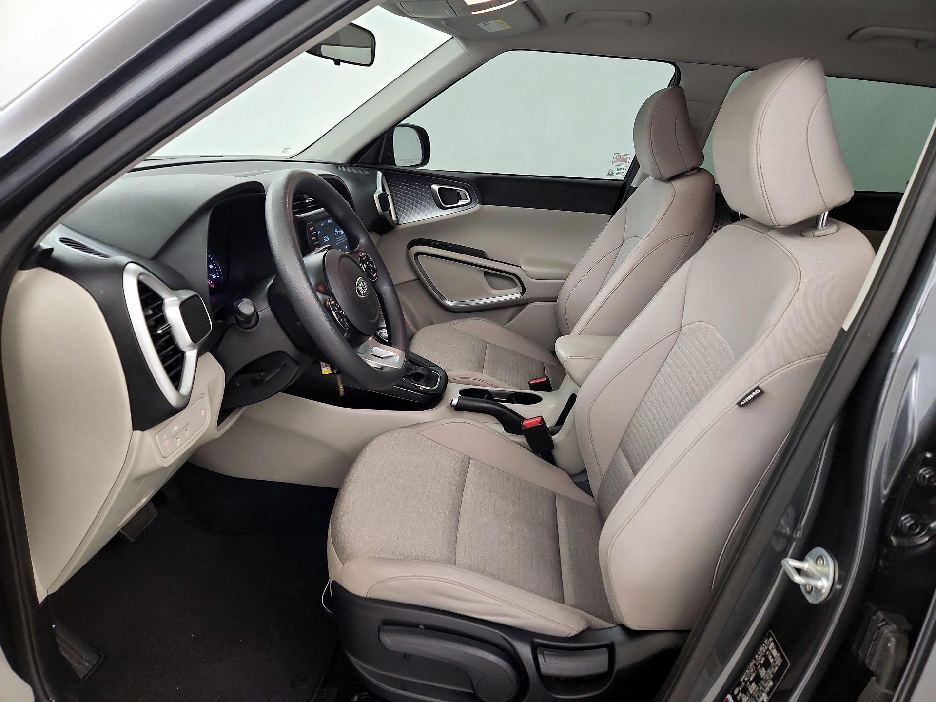 Thumbnail: 2020 Kia Soul - 11
