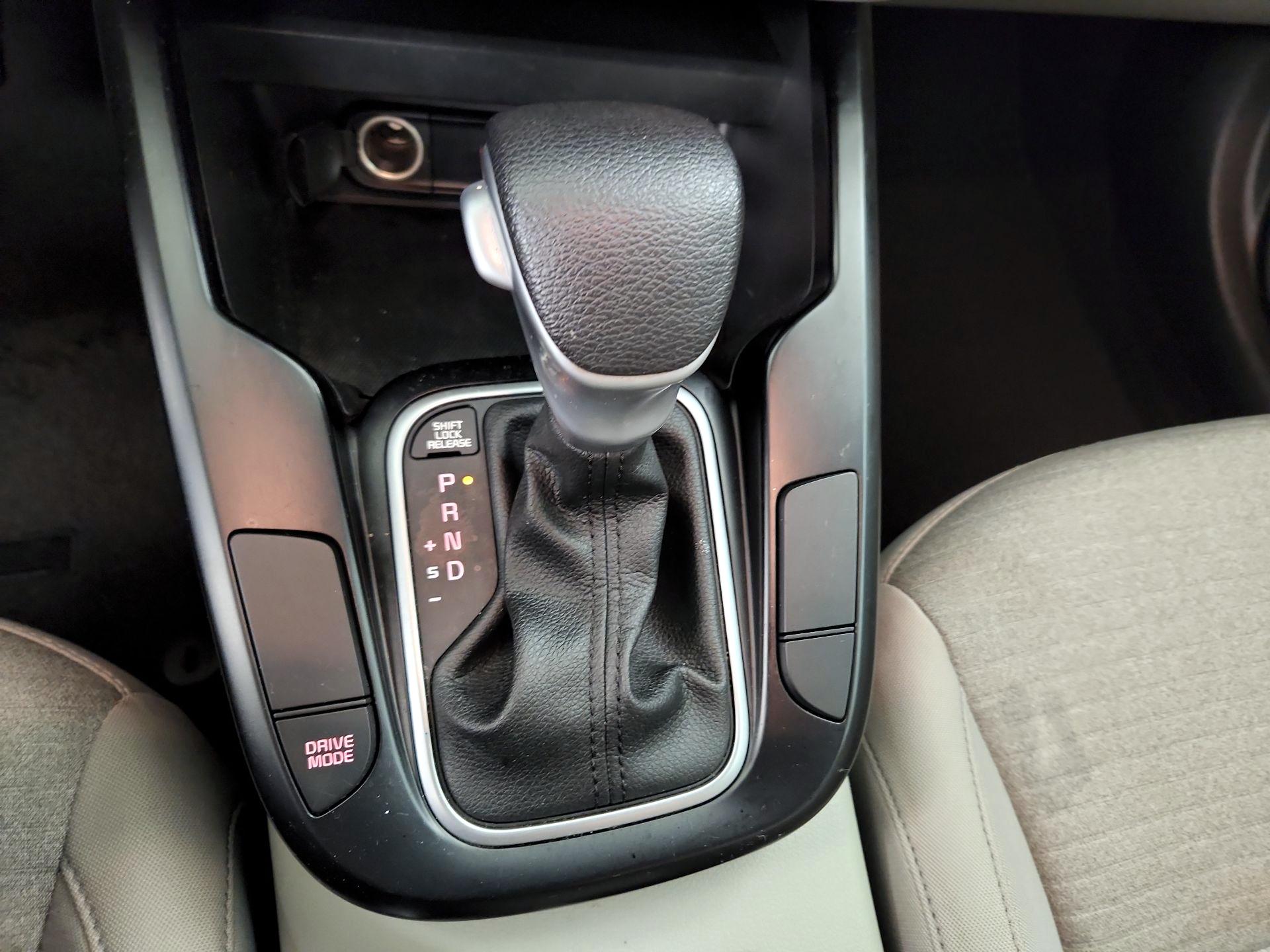 Thumbnail: 2020 Kia Soul - 17