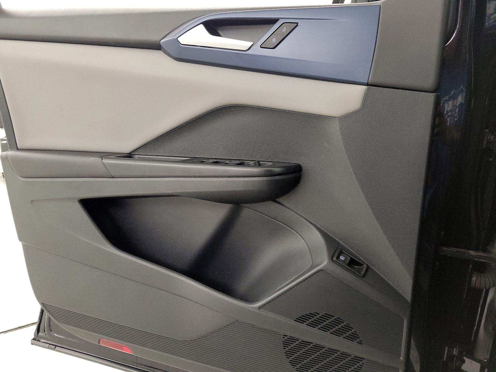 Thumbnail: 2023 Volkswagen Taos - 12