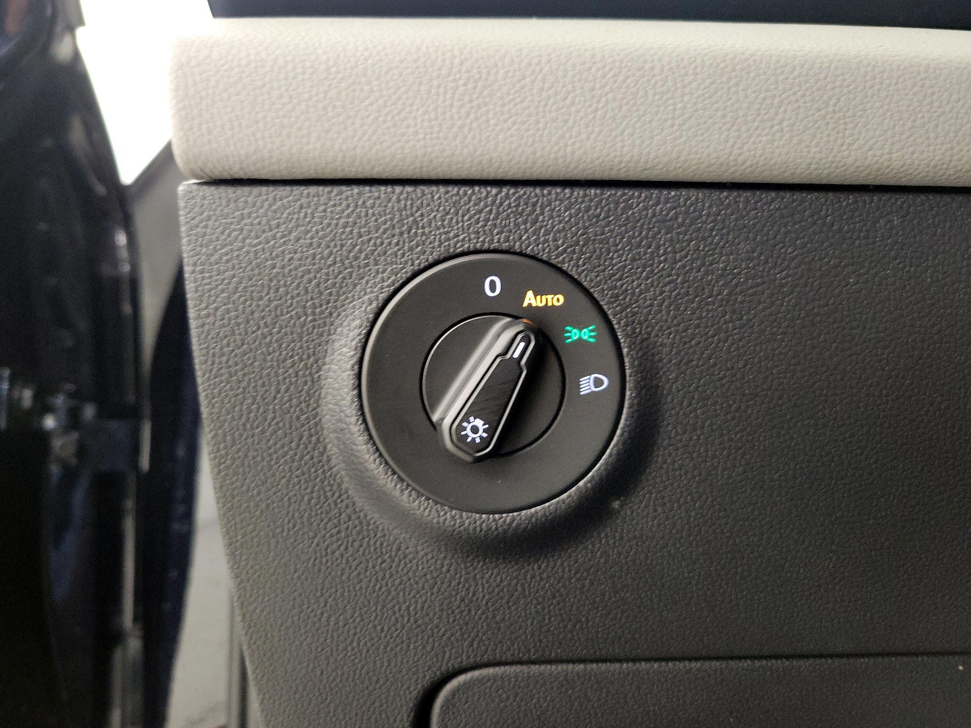 Thumbnail: 2023 Volkswagen Taos - 13