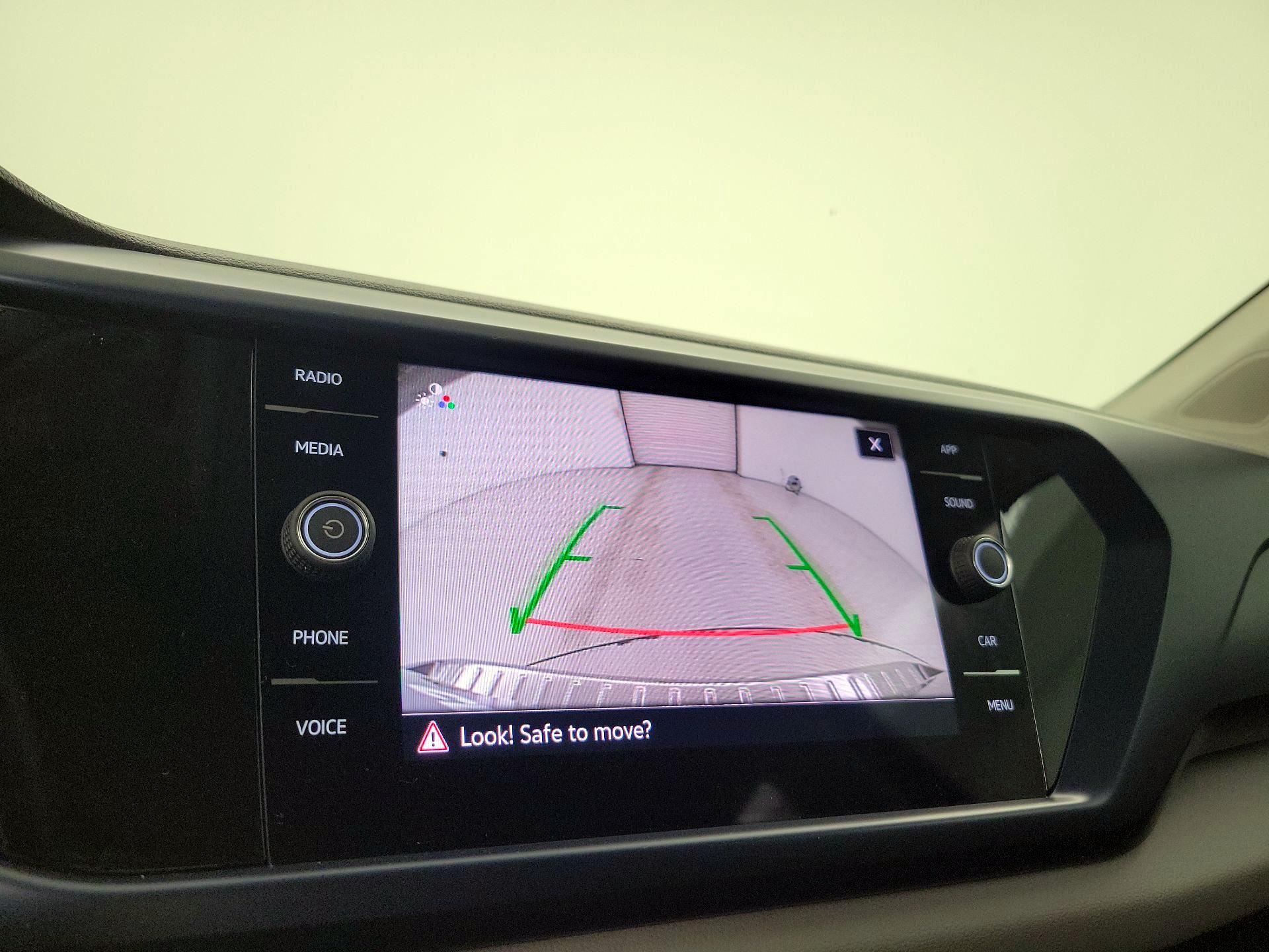 Thumbnail: 2023 Volkswagen Taos - 14