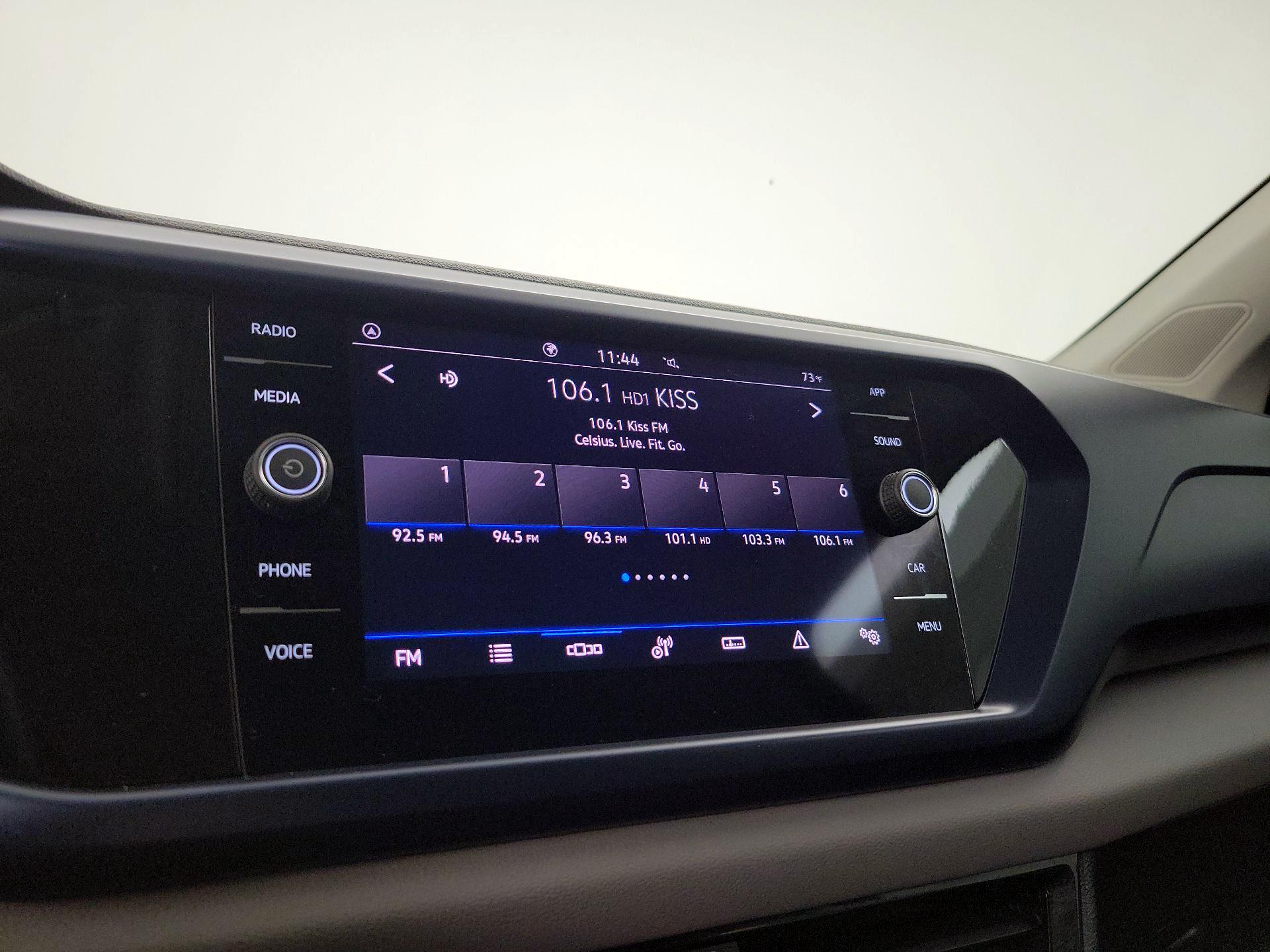 Thumbnail: 2023 Volkswagen Taos - 15