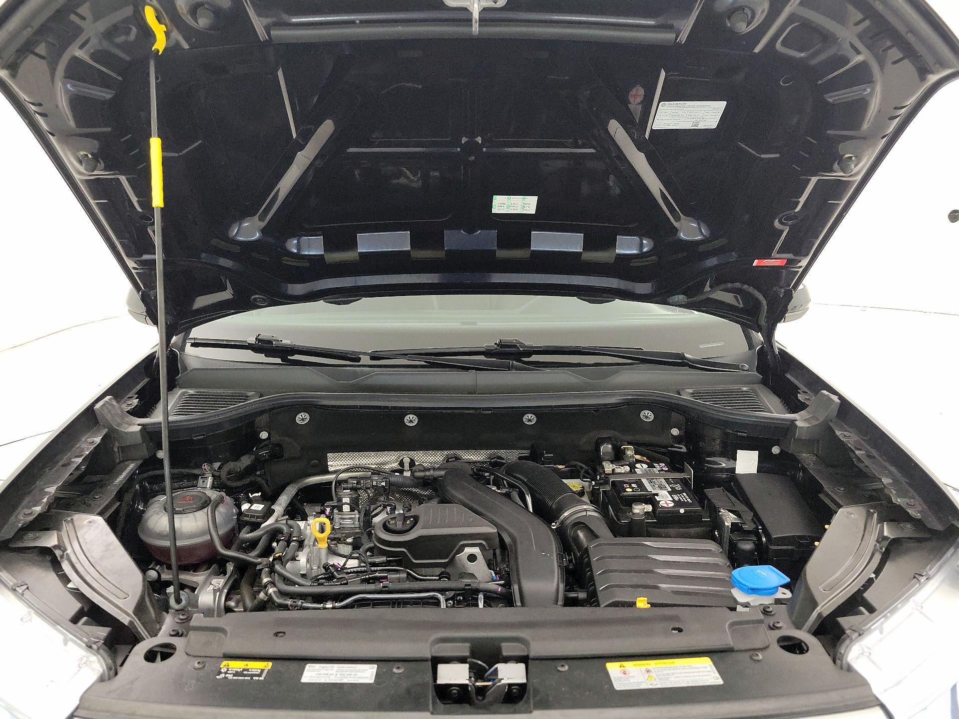 Thumbnail: 2023 Volkswagen Taos - 20