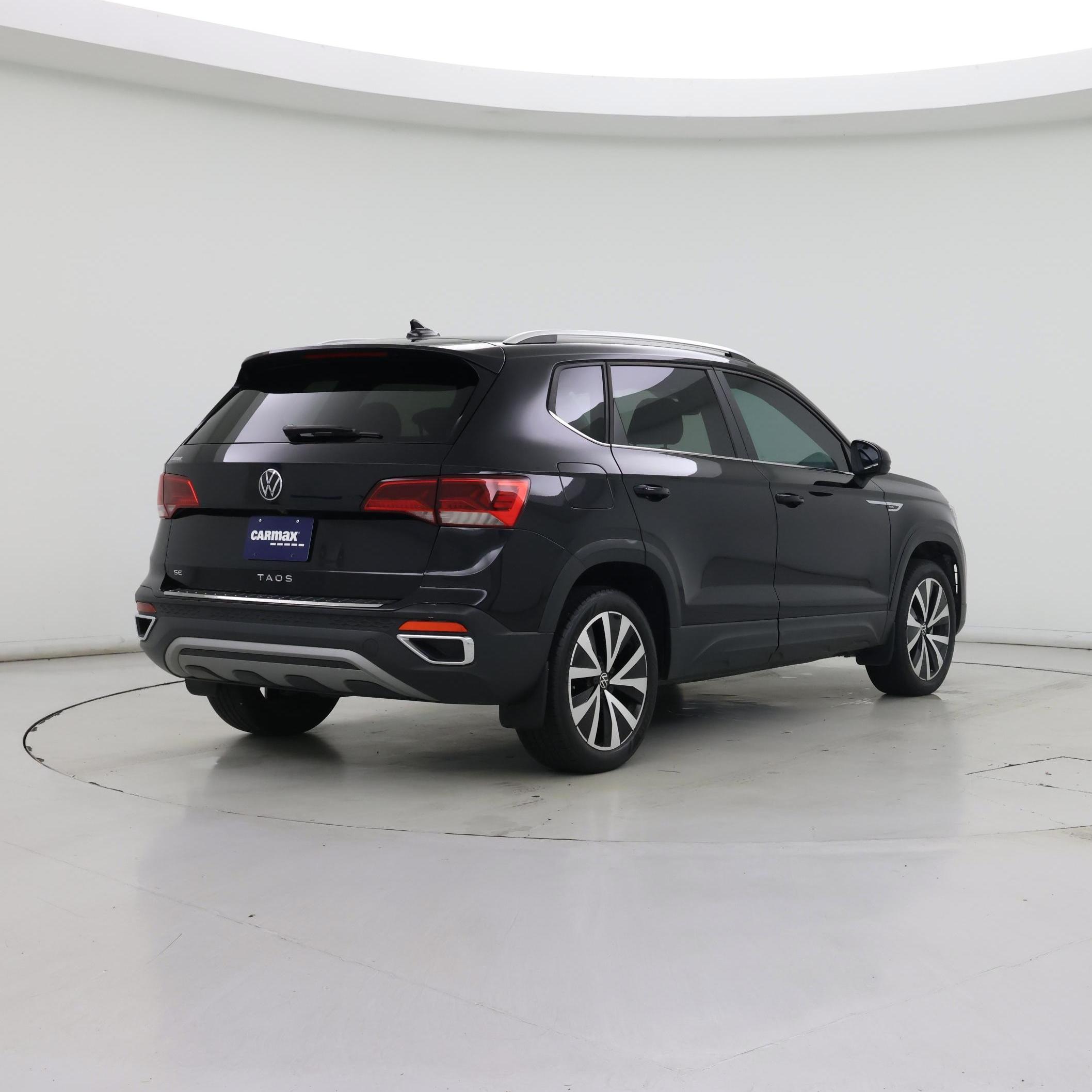 Thumbnail: 2023 Volkswagen Taos - 8