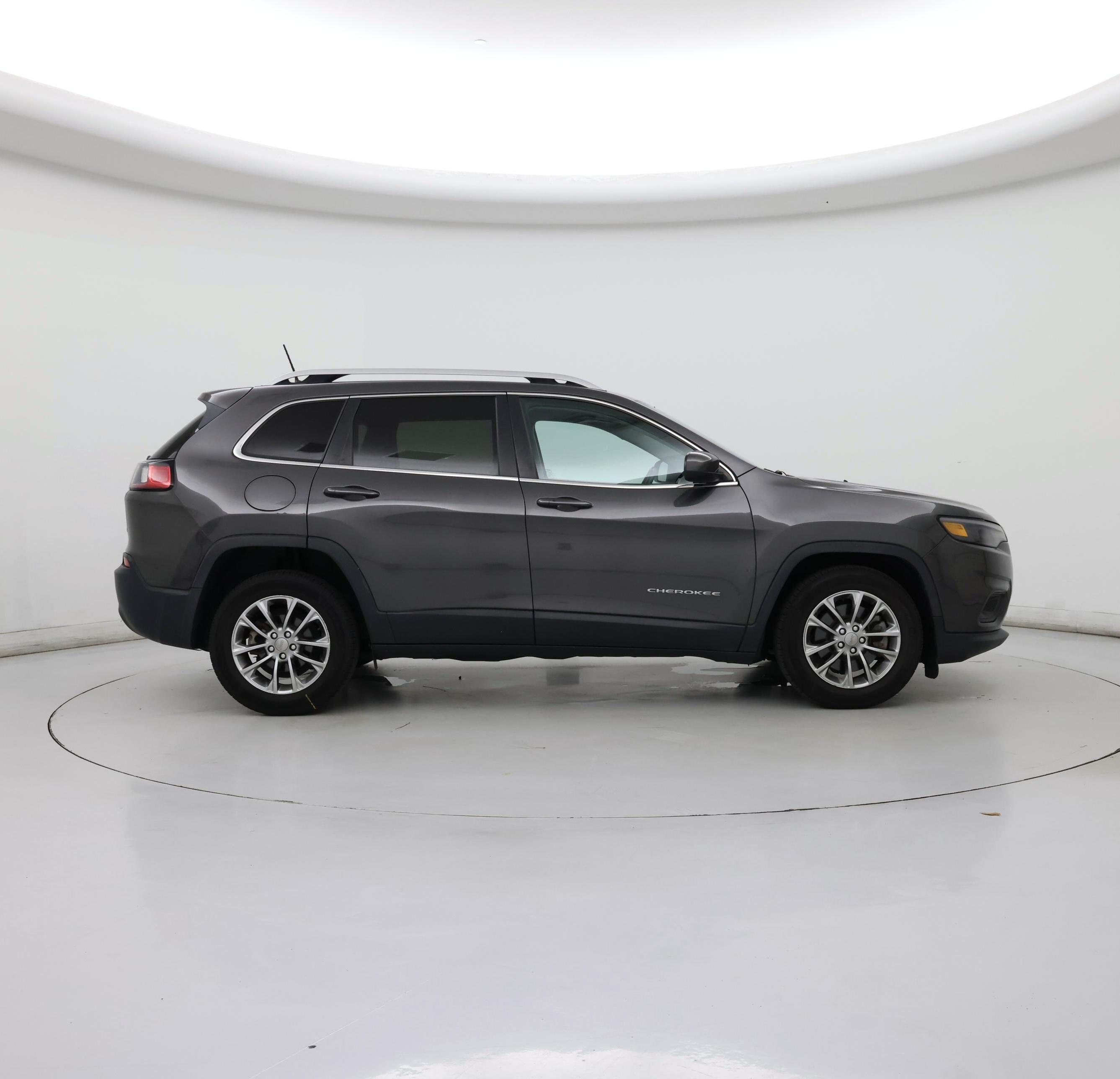 Thumbnail: 2019 Jeep Cherokee - 7