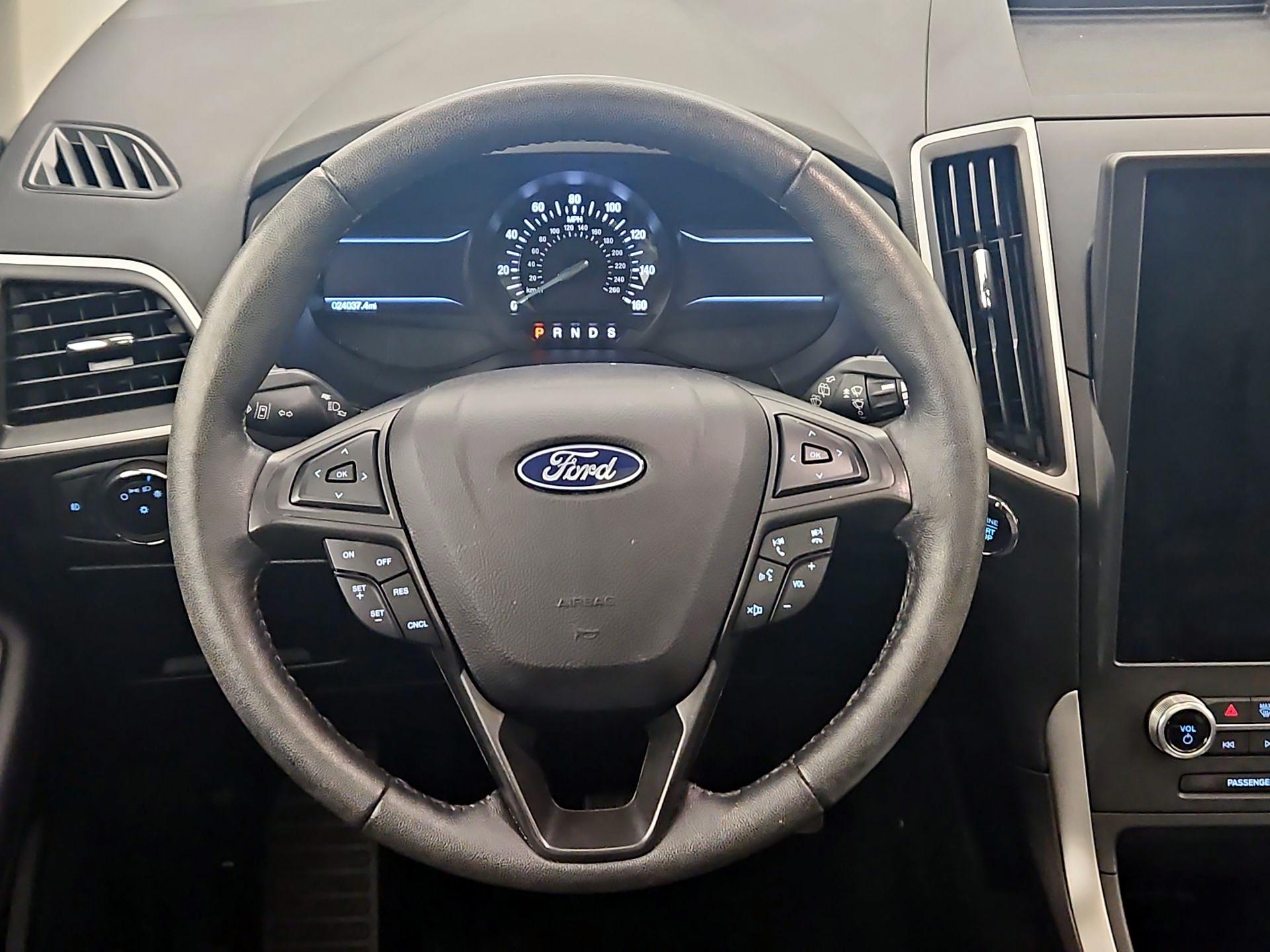 Thumbnail: 2022 Ford Edge - 10
