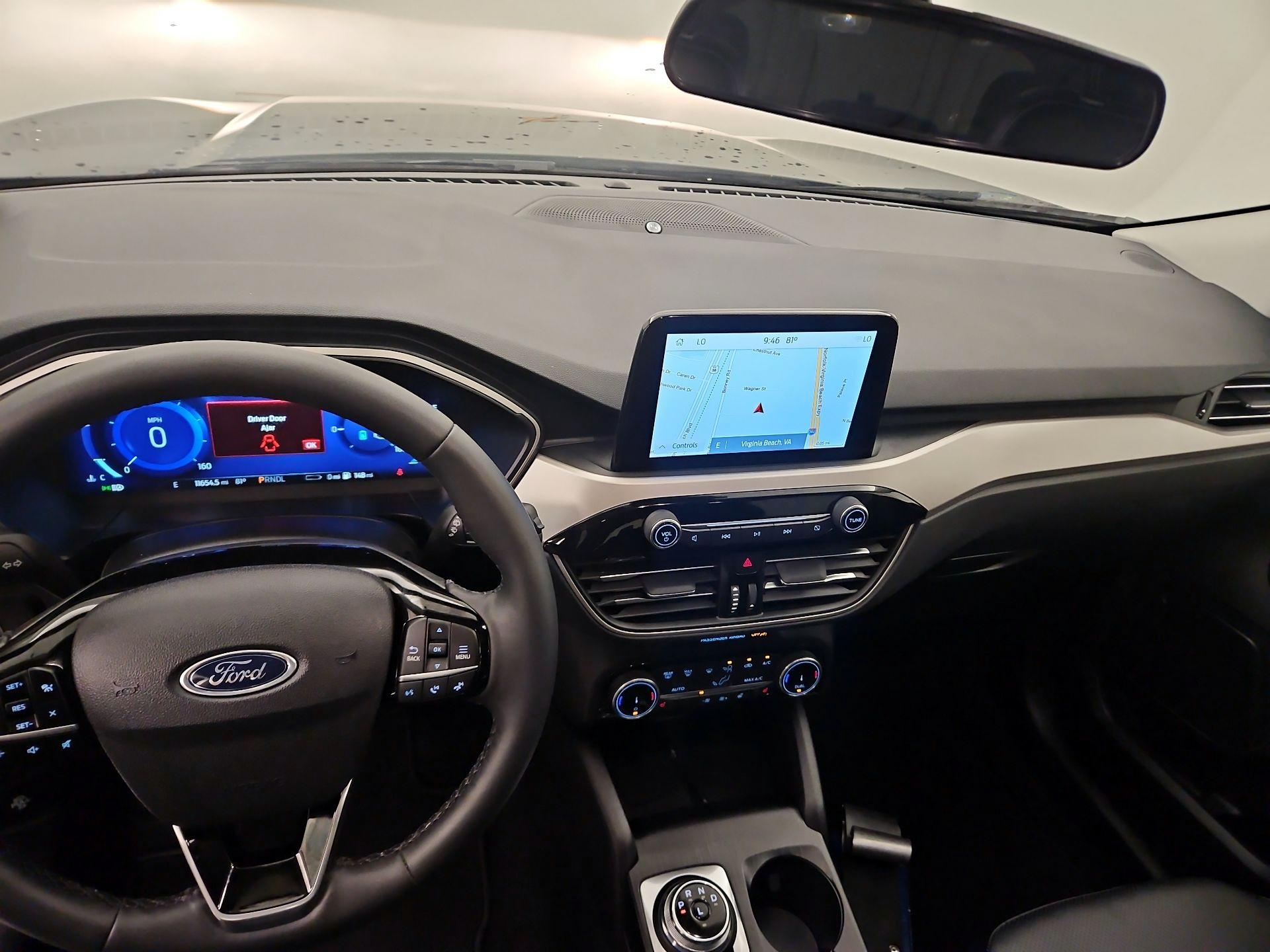 Thumbnail: 2022 Ford Escape - 9