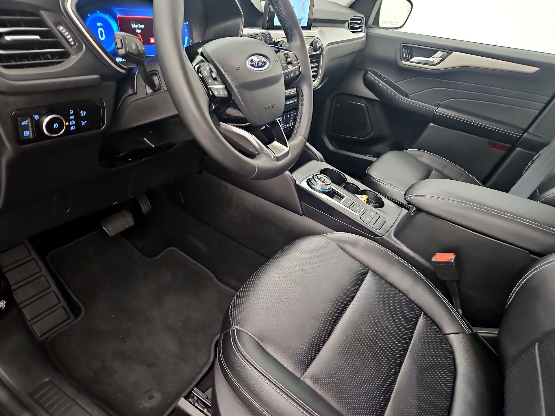 Thumbnail: 2022 Ford Escape - 11
