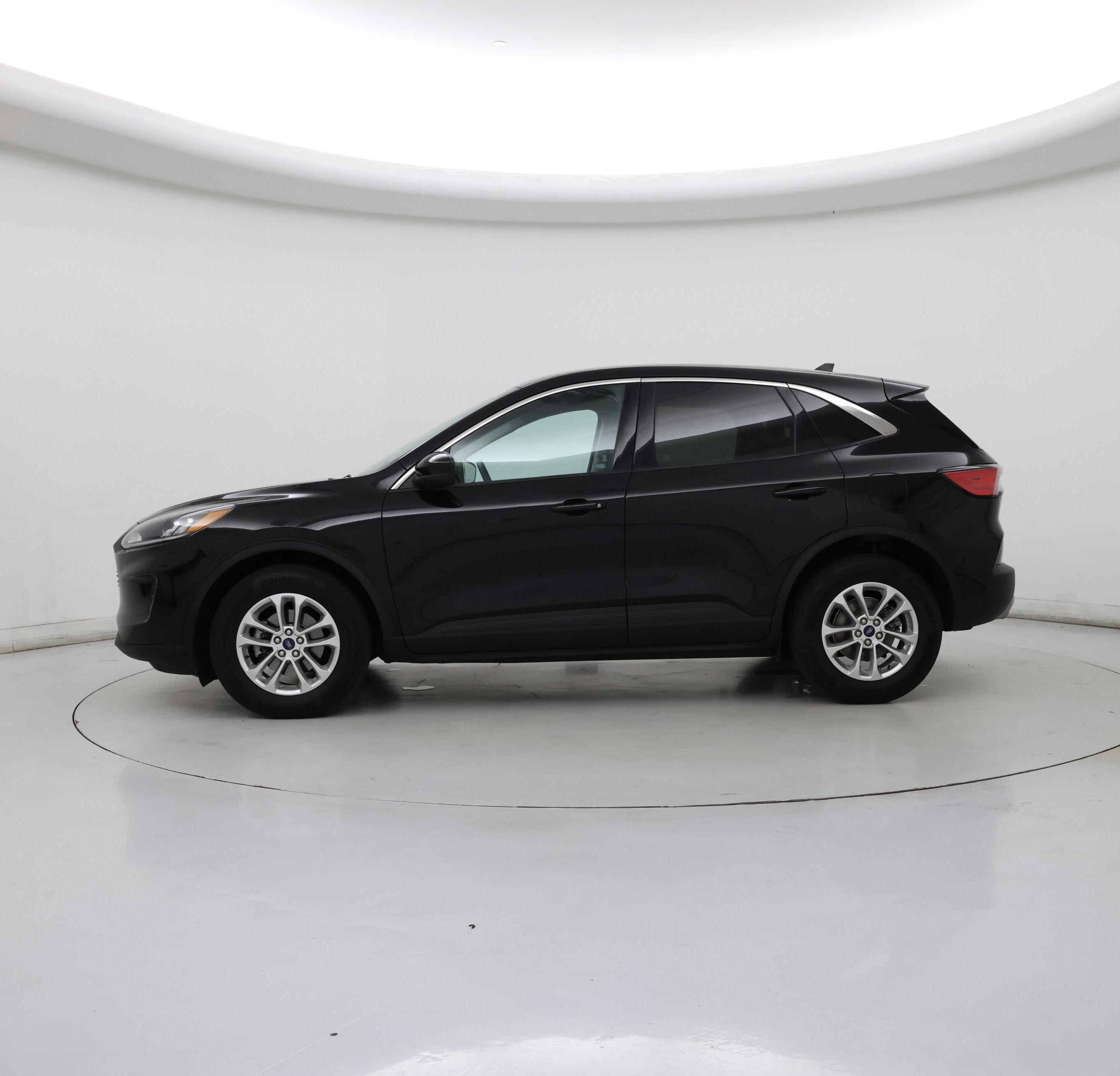 Thumbnail: 2021 Ford Escape - 3