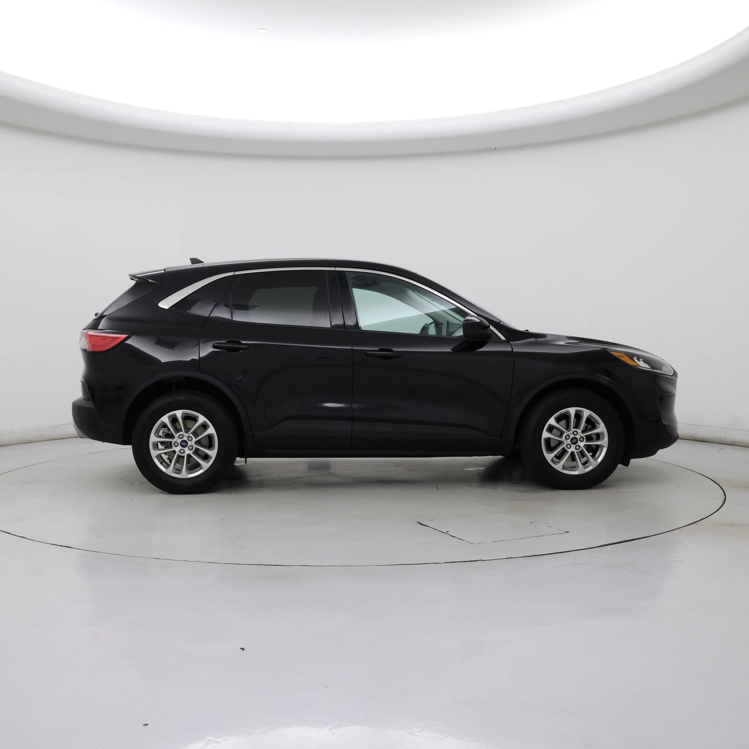 Thumbnail: 2021 Ford Escape - 7