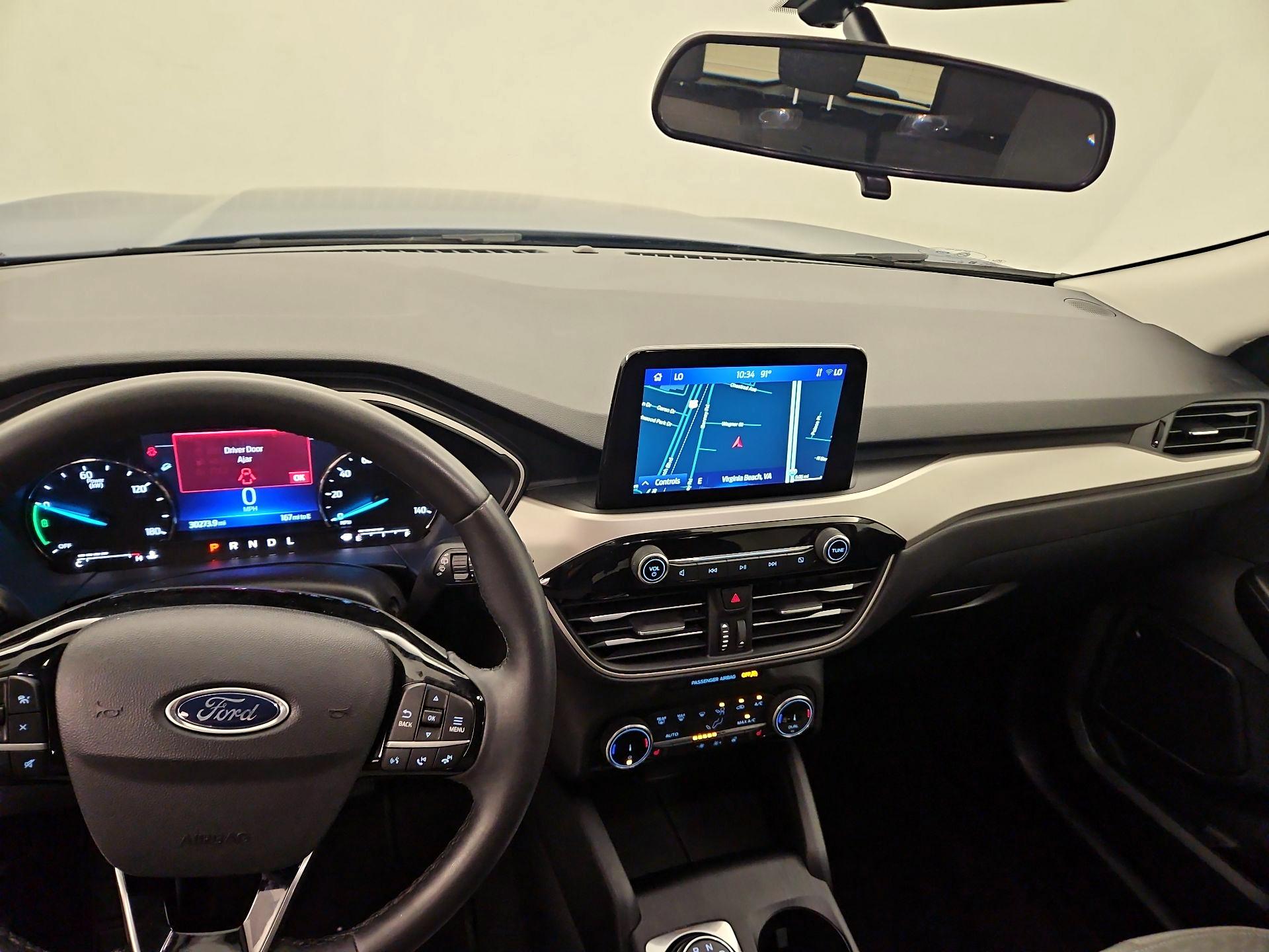 Thumbnail: 2022 Ford Escape - 9