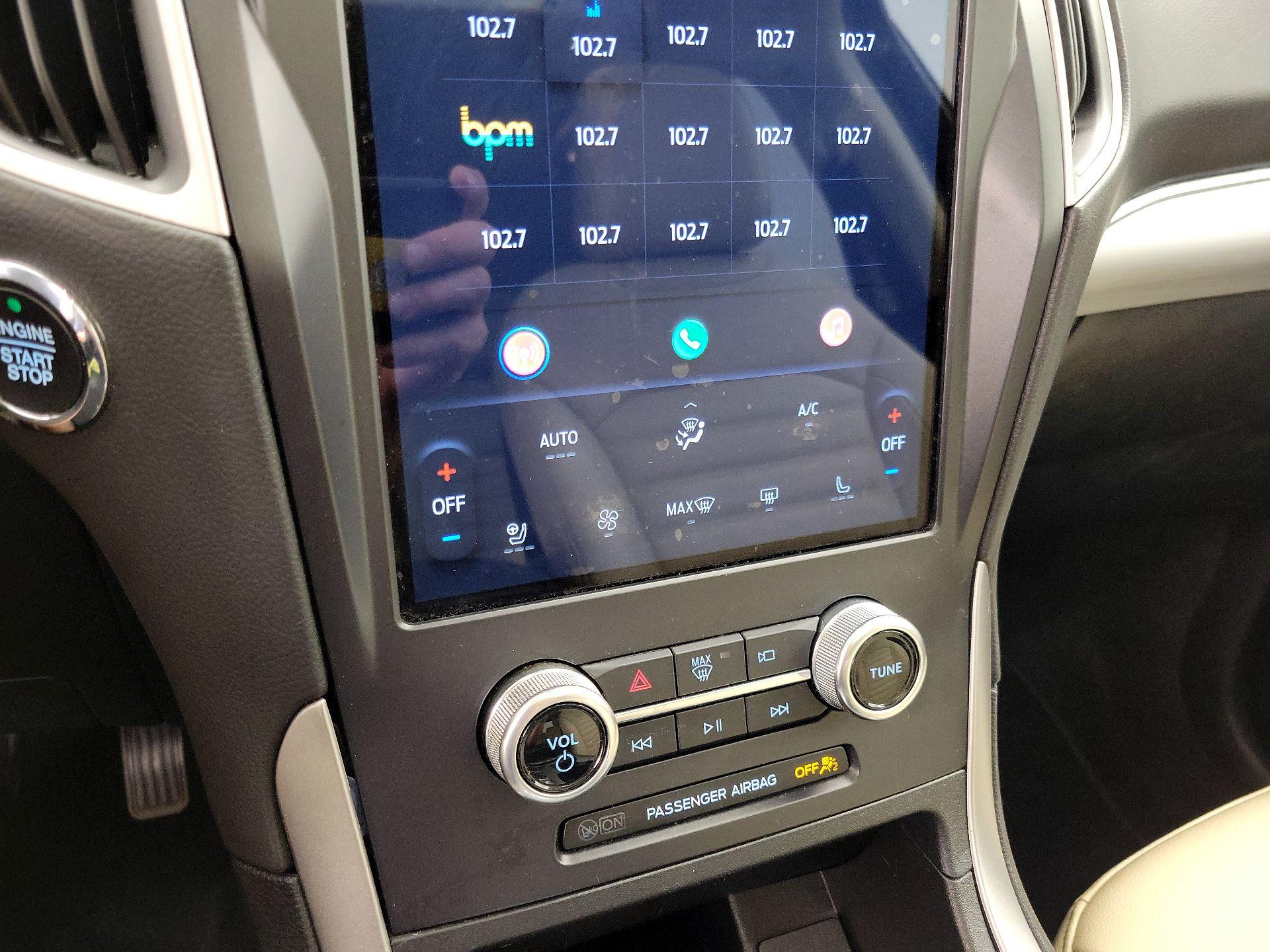 Thumbnail: 2022 Ford Edge - 16