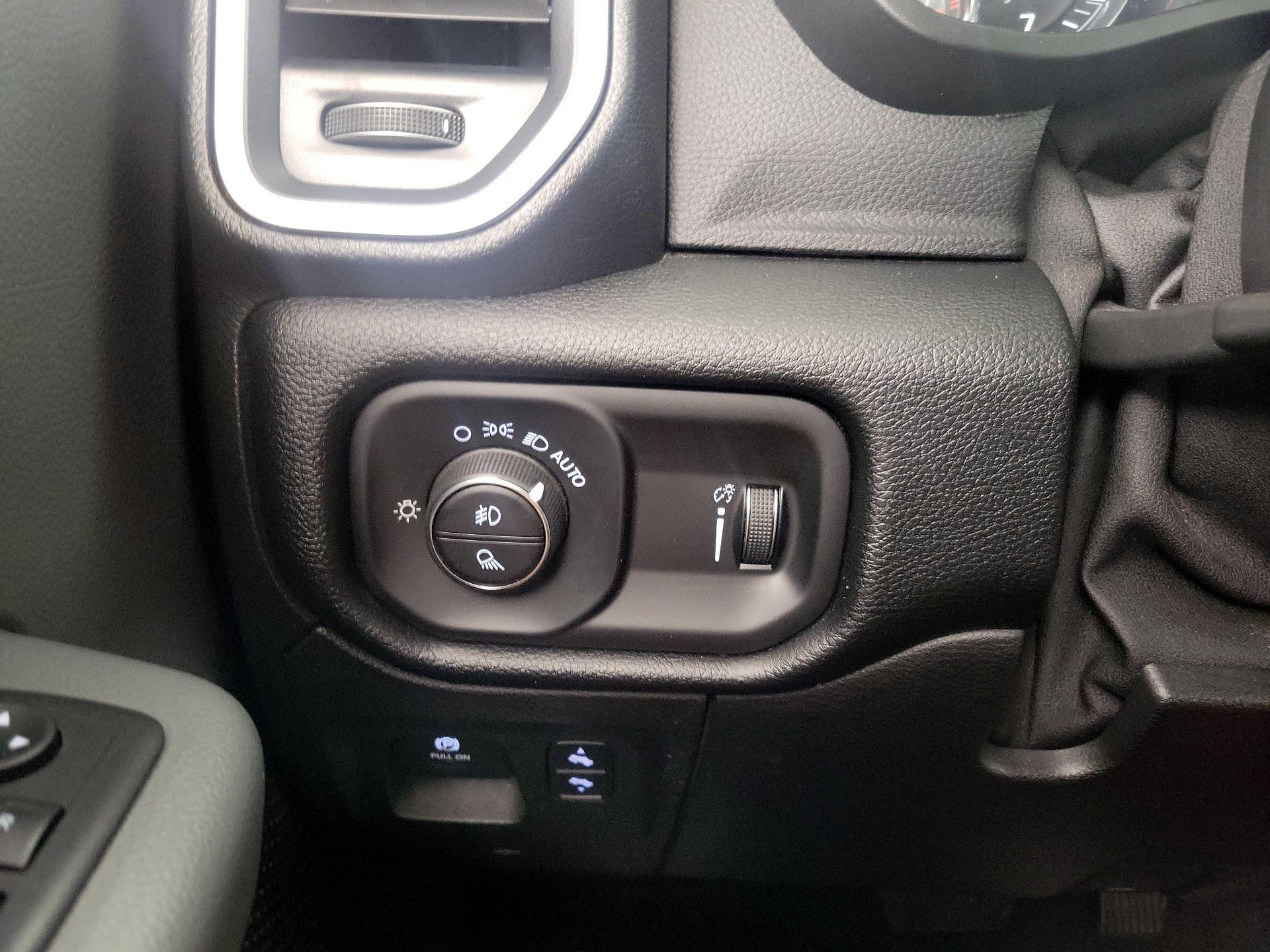 Thumbnail: 2022 RAM 1500 - 13