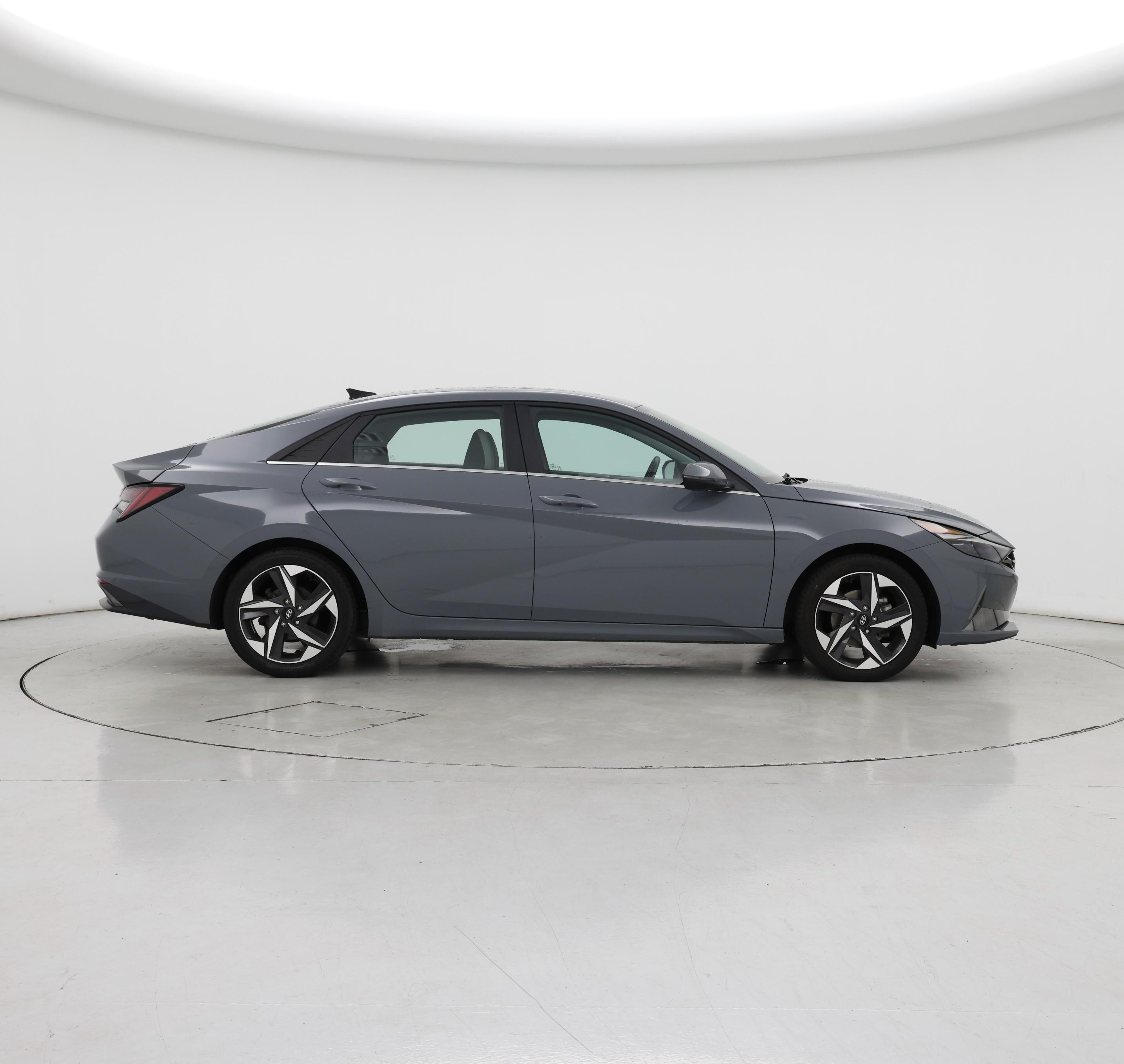 Thumbnail: 2022 Hyundai Elantra - 7