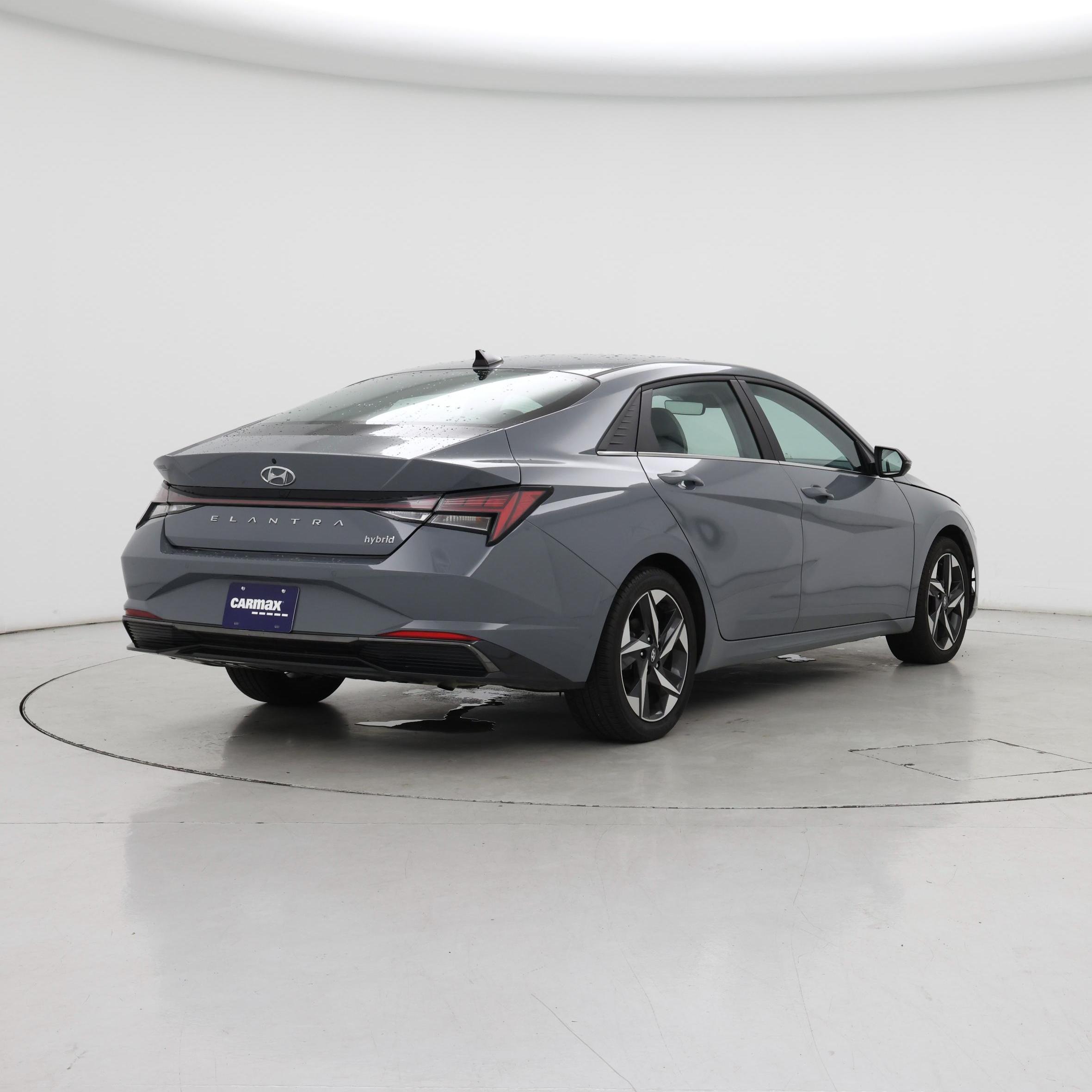 Thumbnail: 2022 Hyundai Elantra - 8