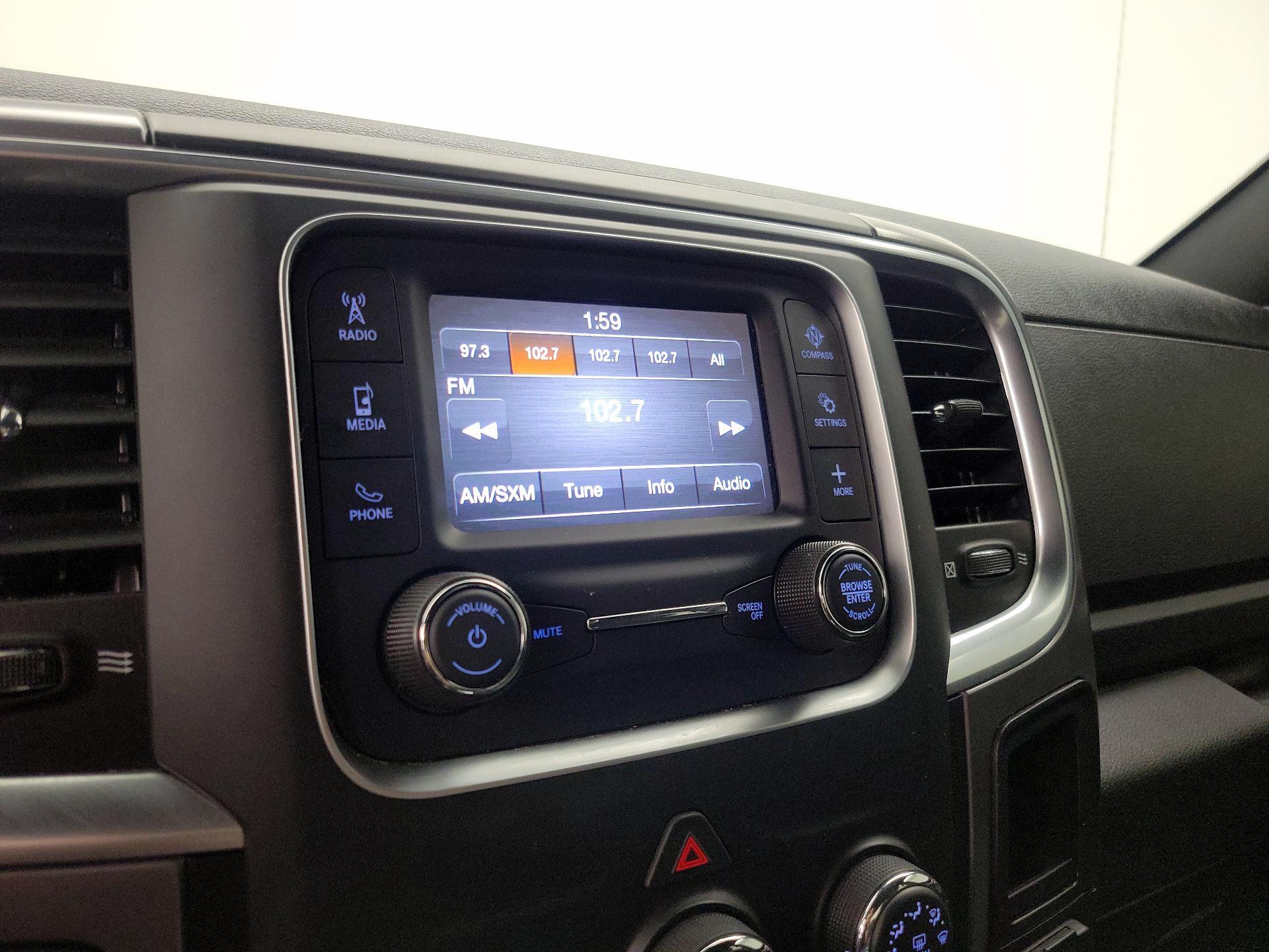 Thumbnail: 2022 RAM 1500 Classic - 15