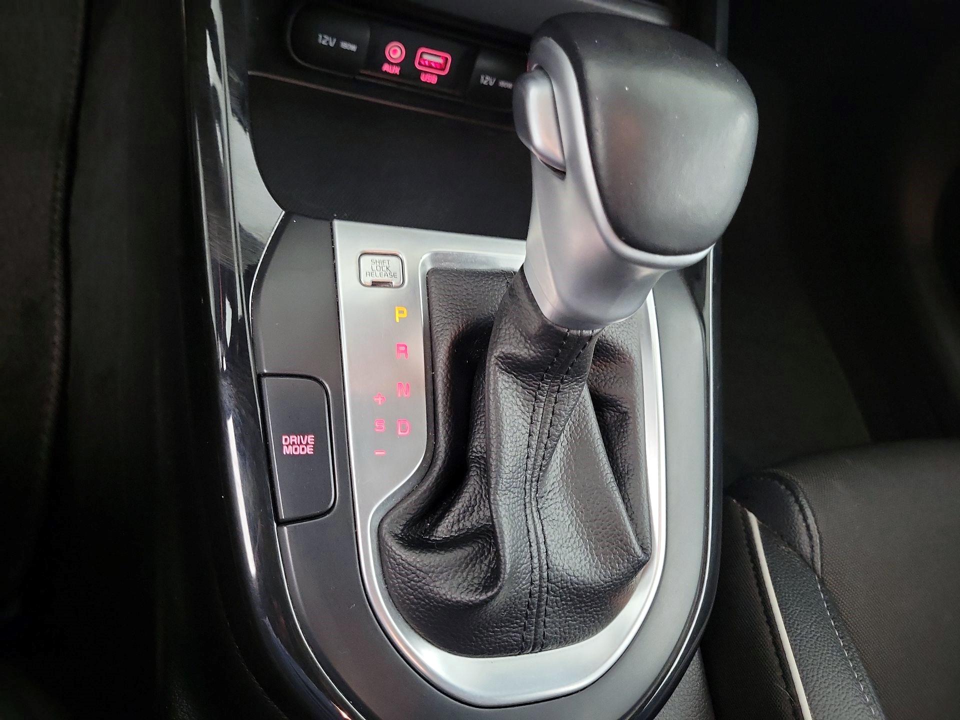 Thumbnail: 2021 Kia Forte - 15