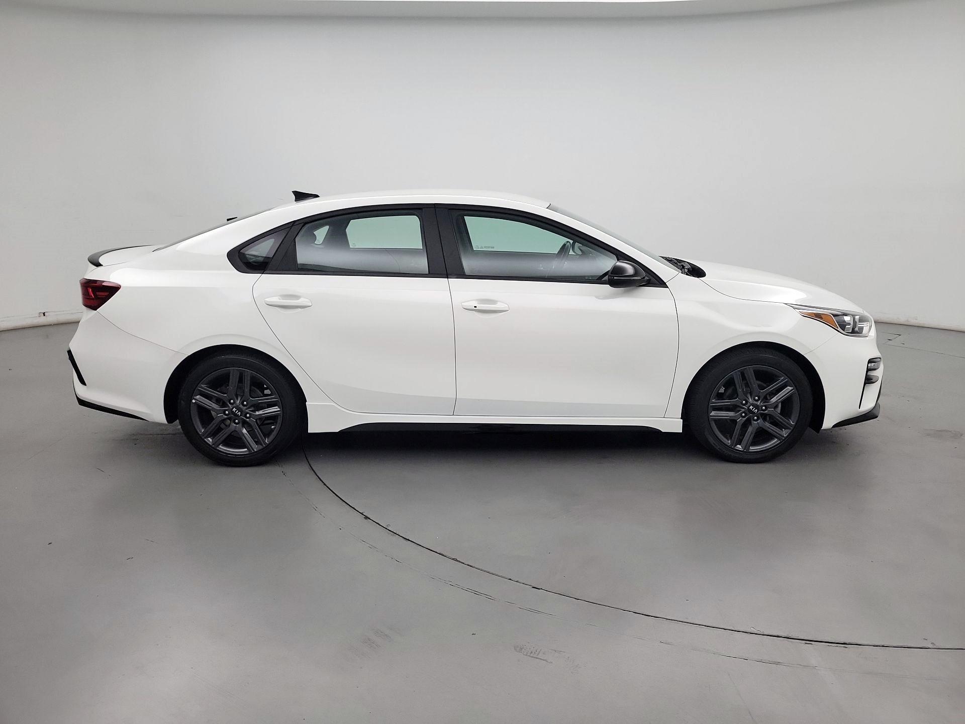 Thumbnail: 2021 Kia Forte - 4