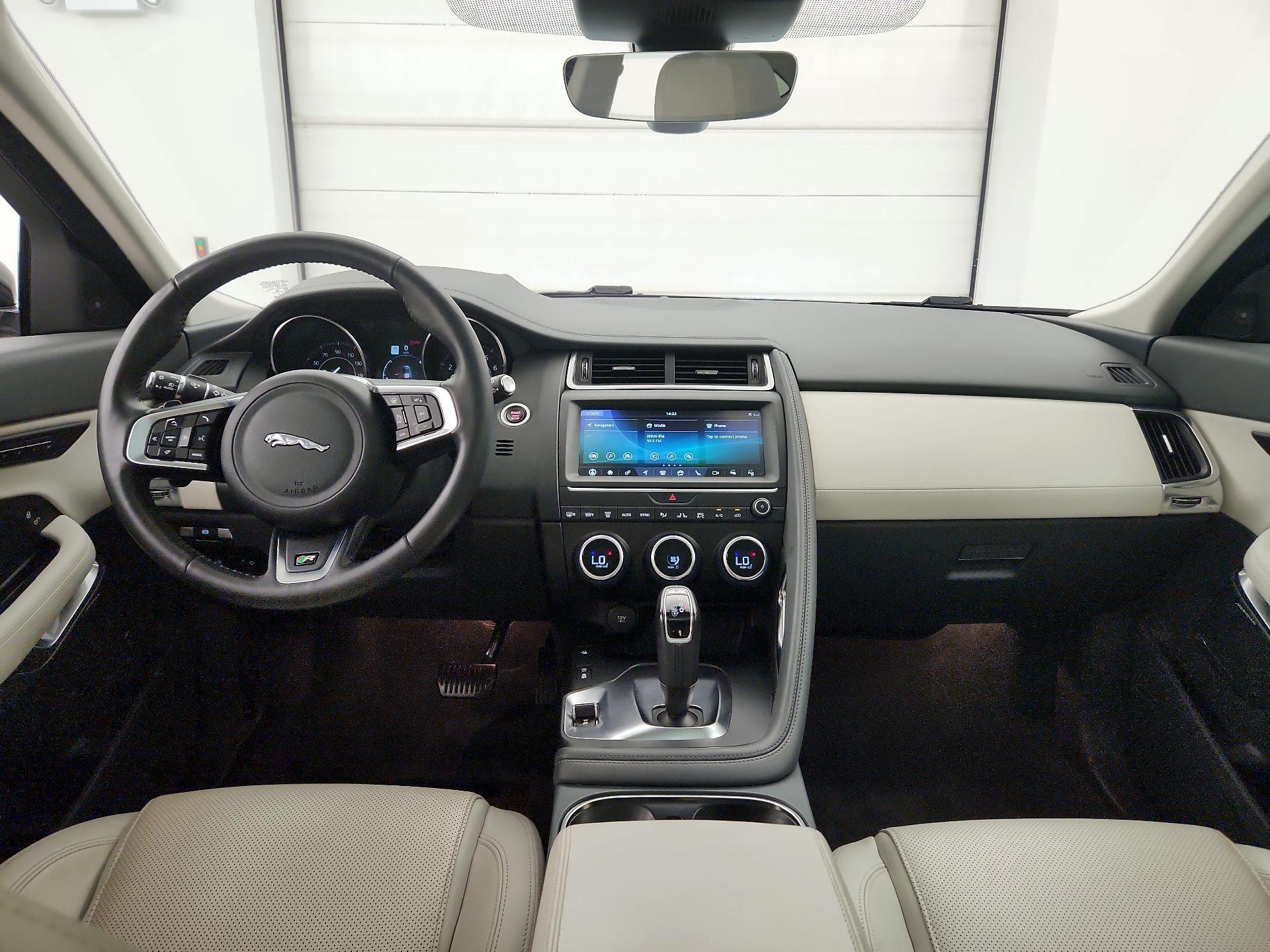 Thumbnail: 2020 Jaguar E-Pace - 9