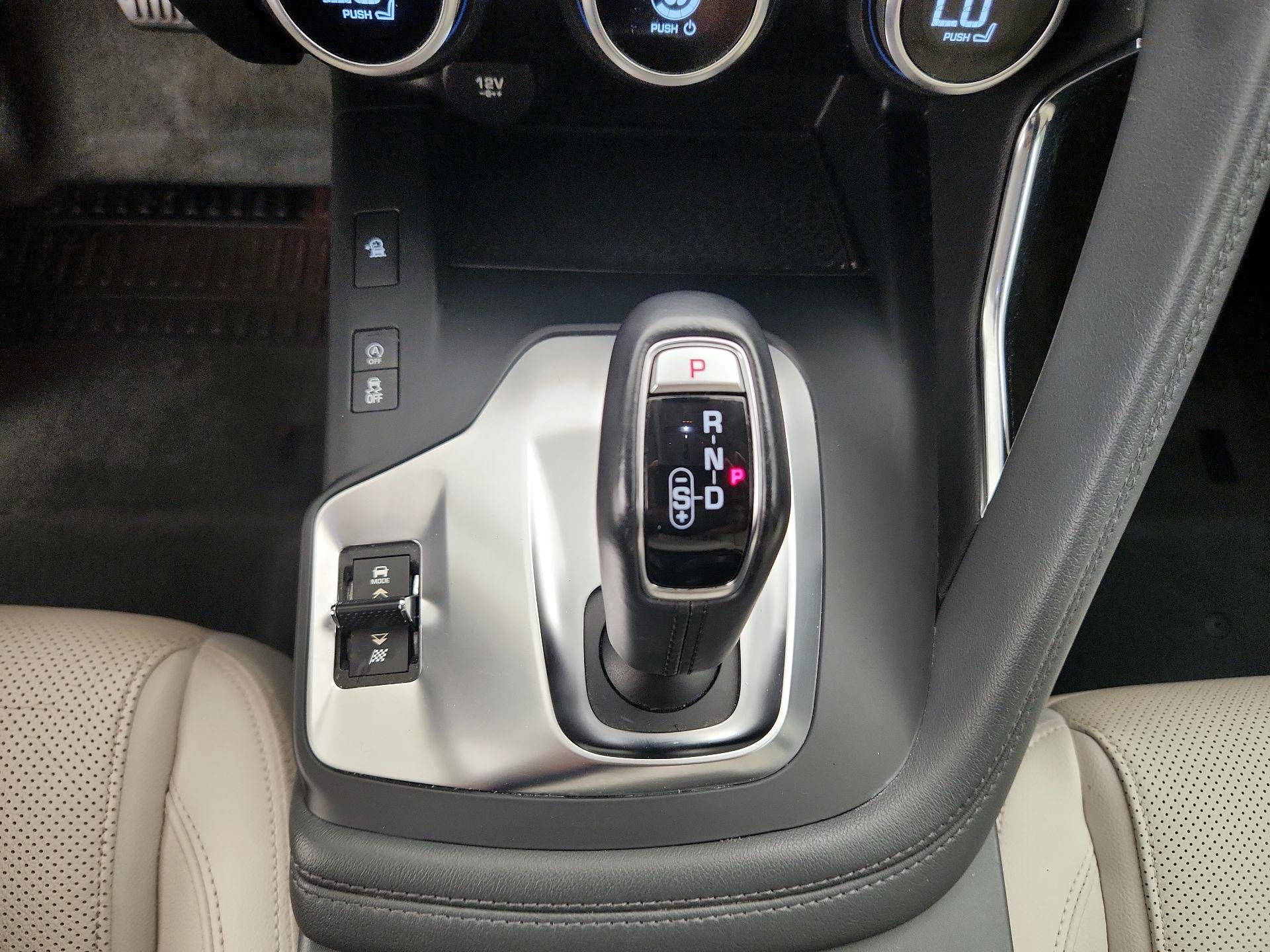 Thumbnail: 2020 Jaguar E-Pace - 18