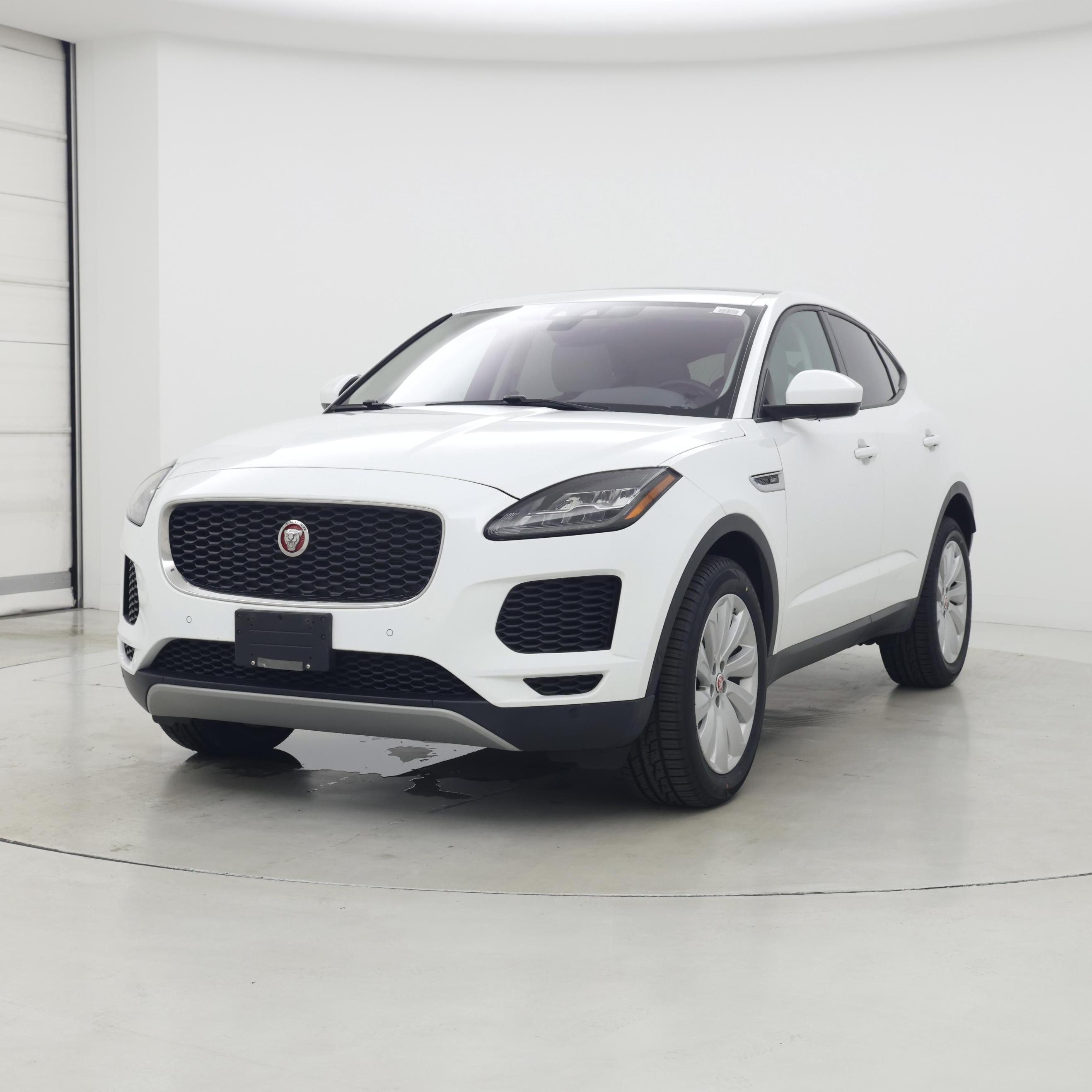 Thumbnail: 2020 Jaguar E-Pace - 4