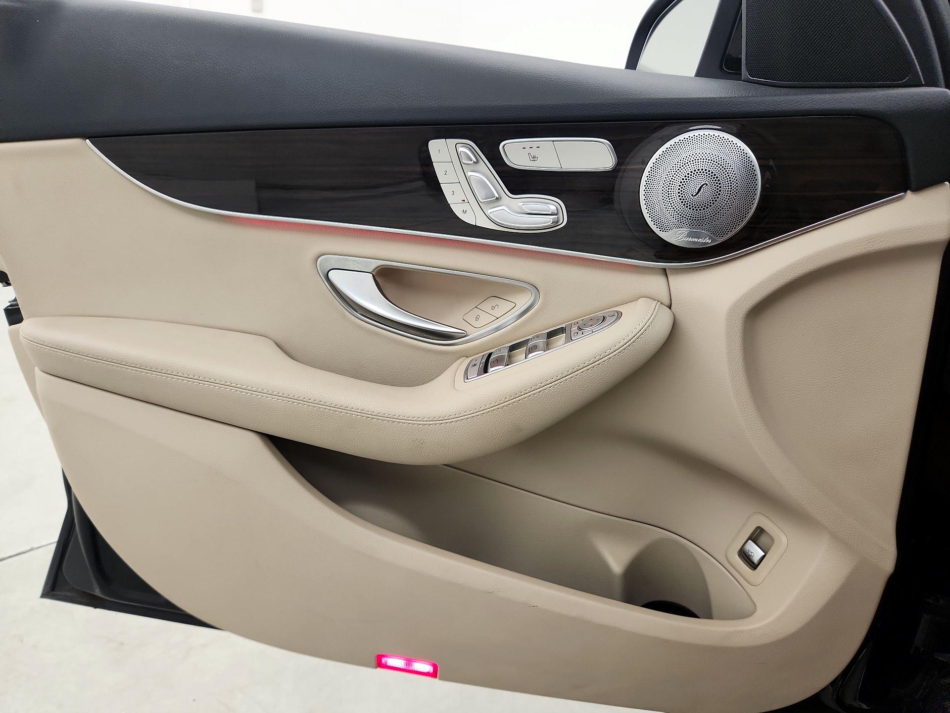 Thumbnail: 2021 Mercedes-Benz C-Class - 12
