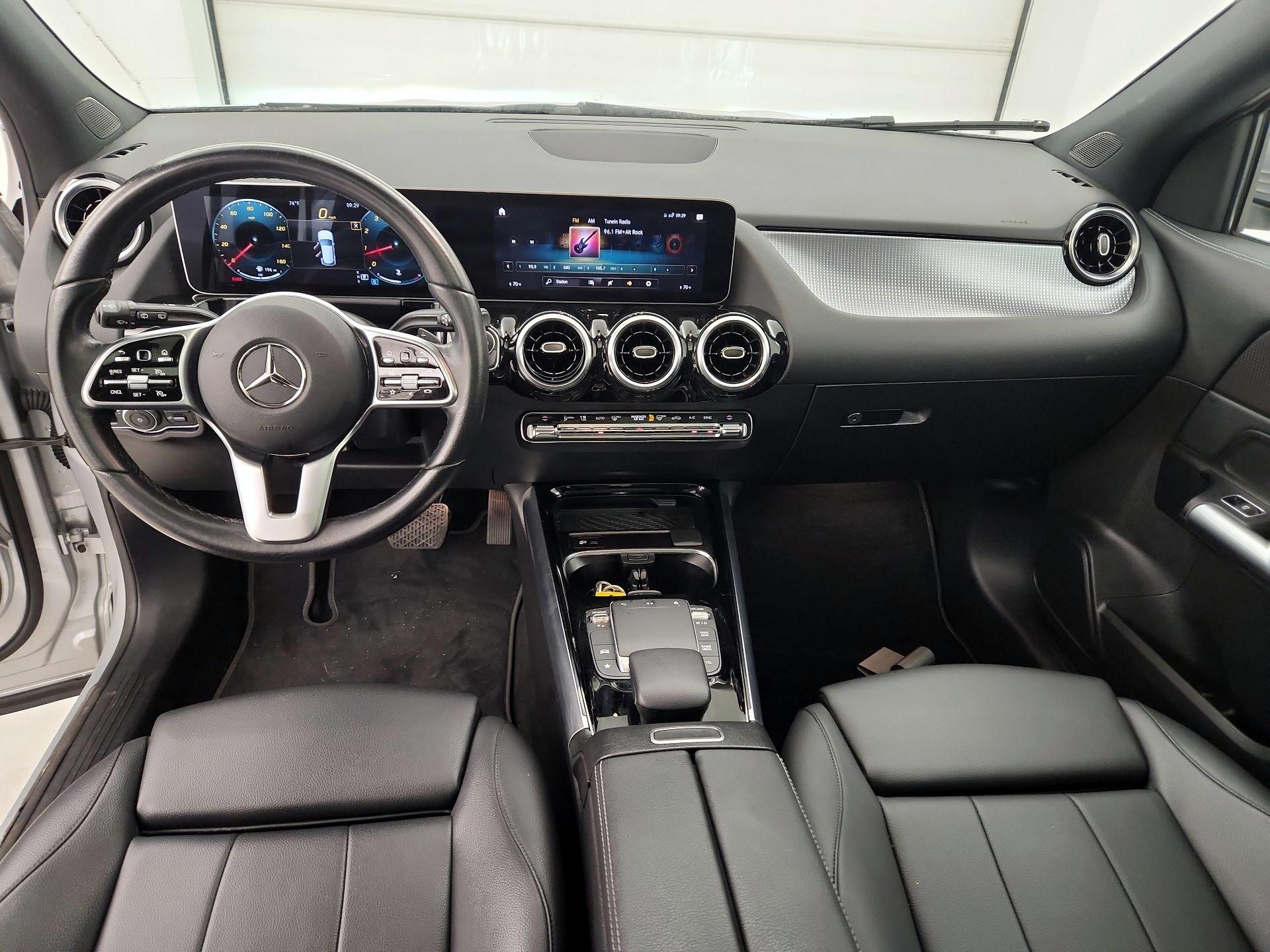 Thumbnail: 2021 Mercedes-Benz GLA - 9