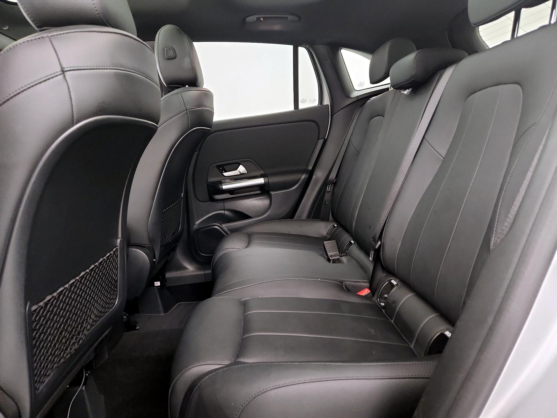 Thumbnail: 2021 Mercedes-Benz GLA - 20