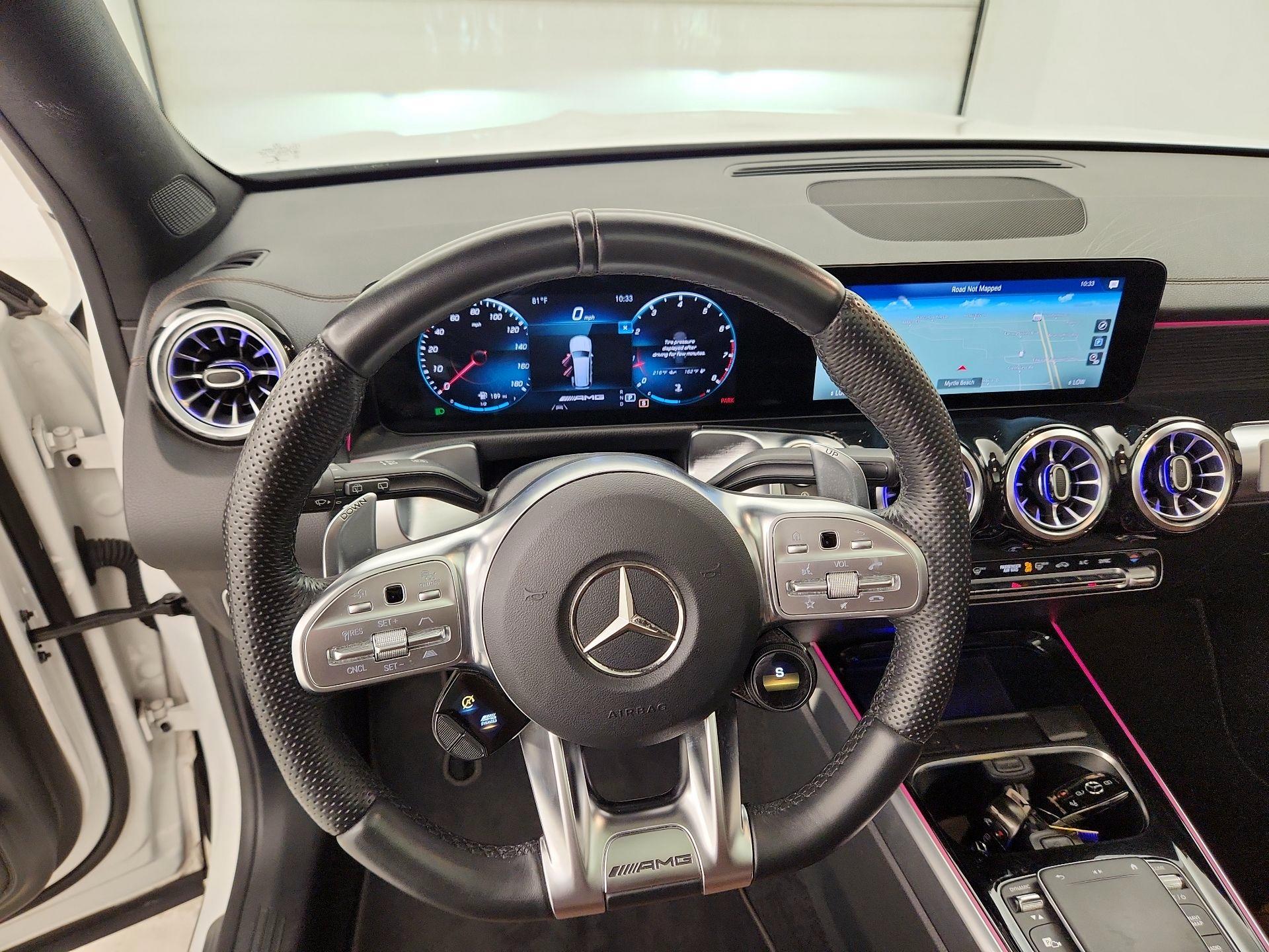 Thumbnail: 2022 Mercedes-Benz GLB - 10
