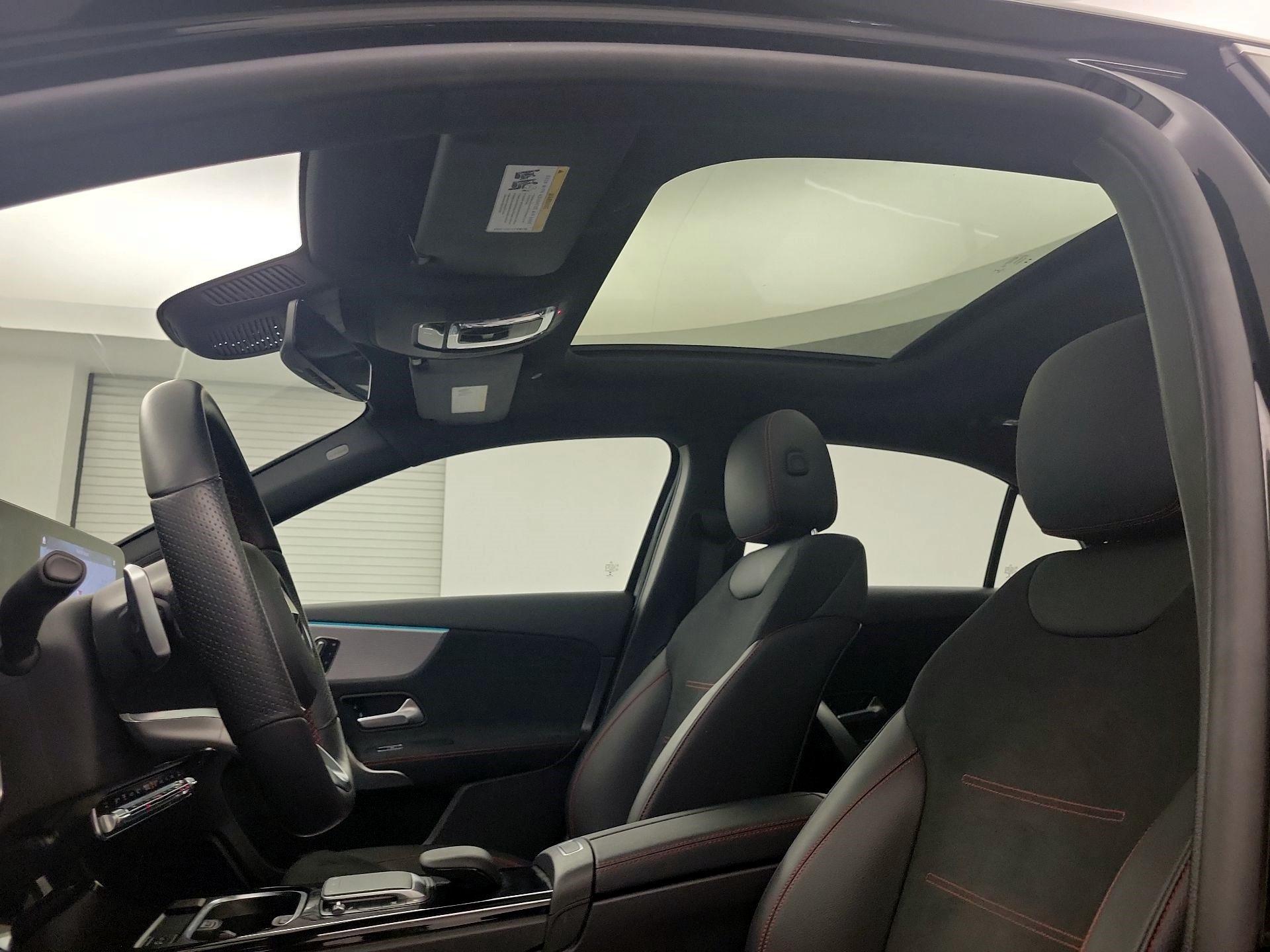 Thumbnail: 2022 Mercedes-Benz A-Class - 18