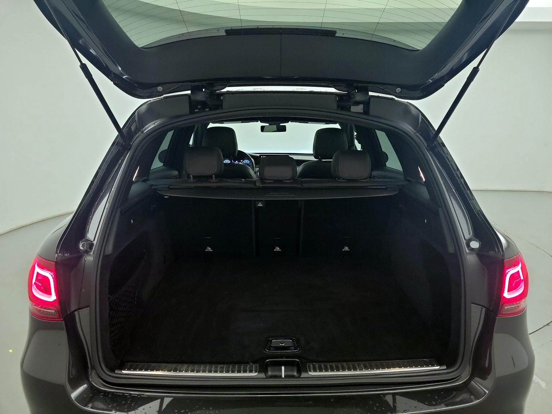 Thumbnail: 2021 Mercedes-Benz GLC - 19
