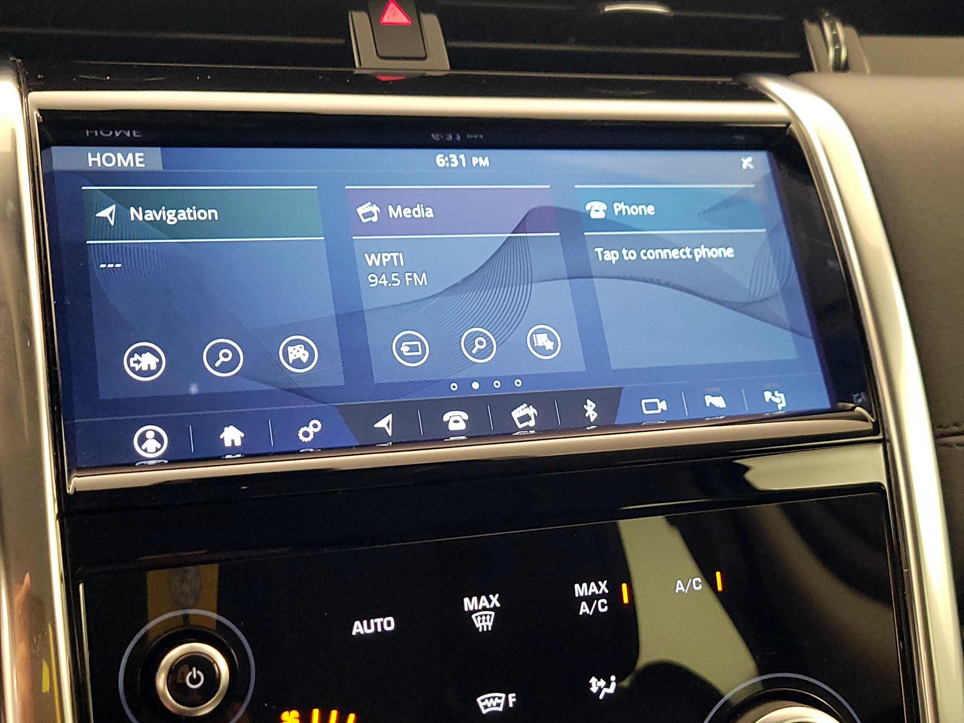 Thumbnail: 2020 Land Rover Discovery Sport - 16