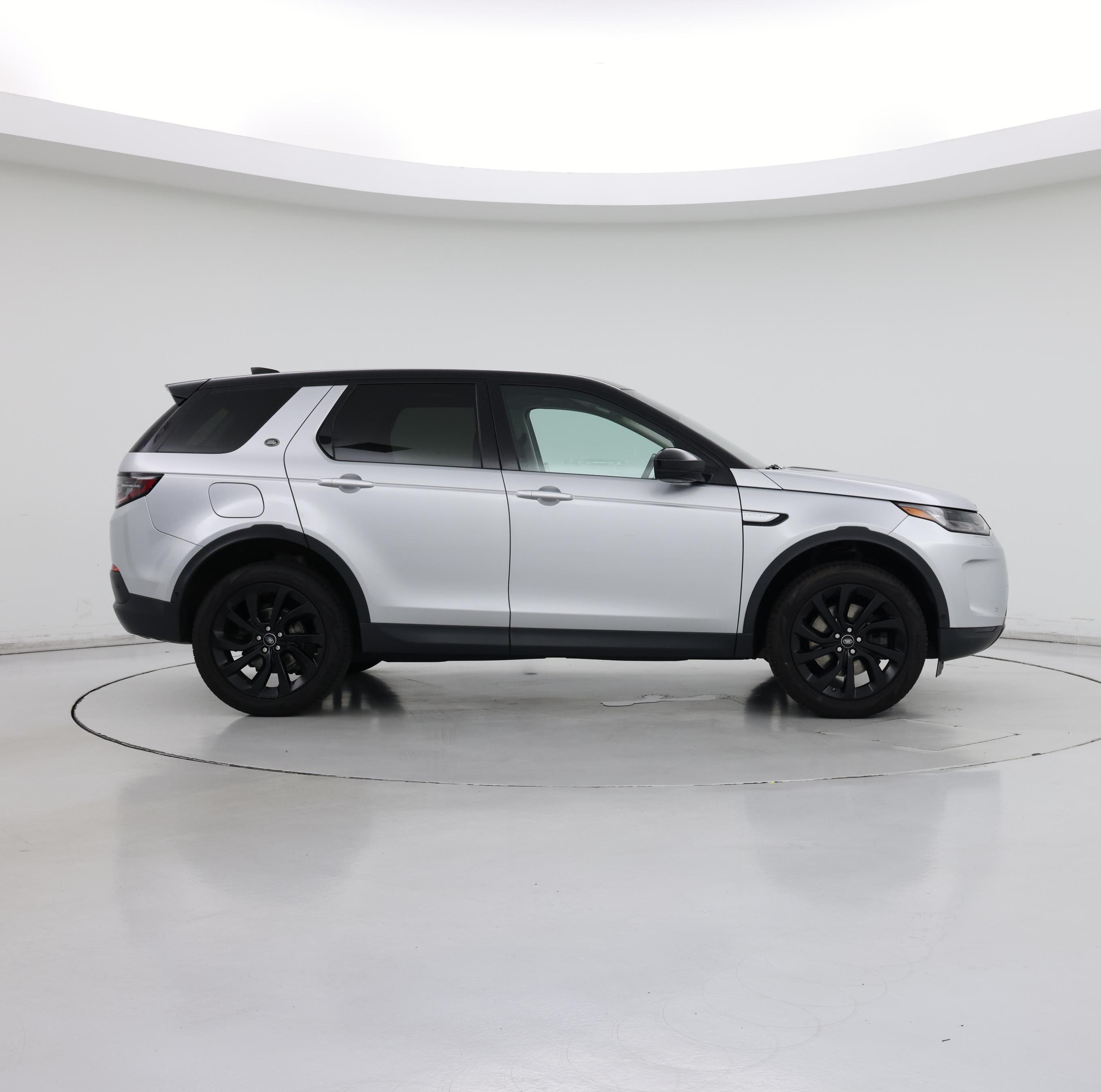 Thumbnail: 2020 Land Rover Discovery Sport - 7