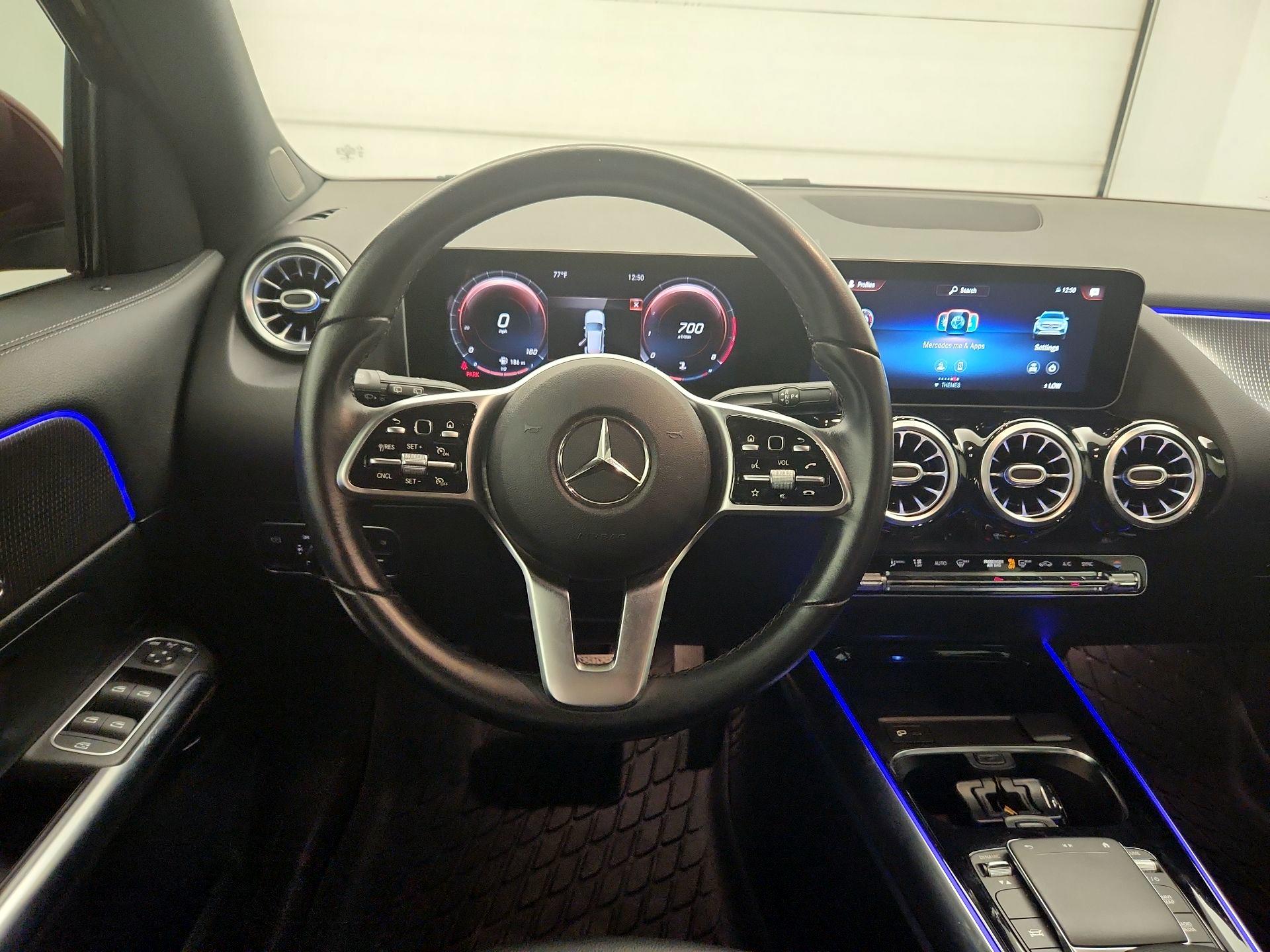 Thumbnail: 2021 Mercedes-Benz GLA - 10