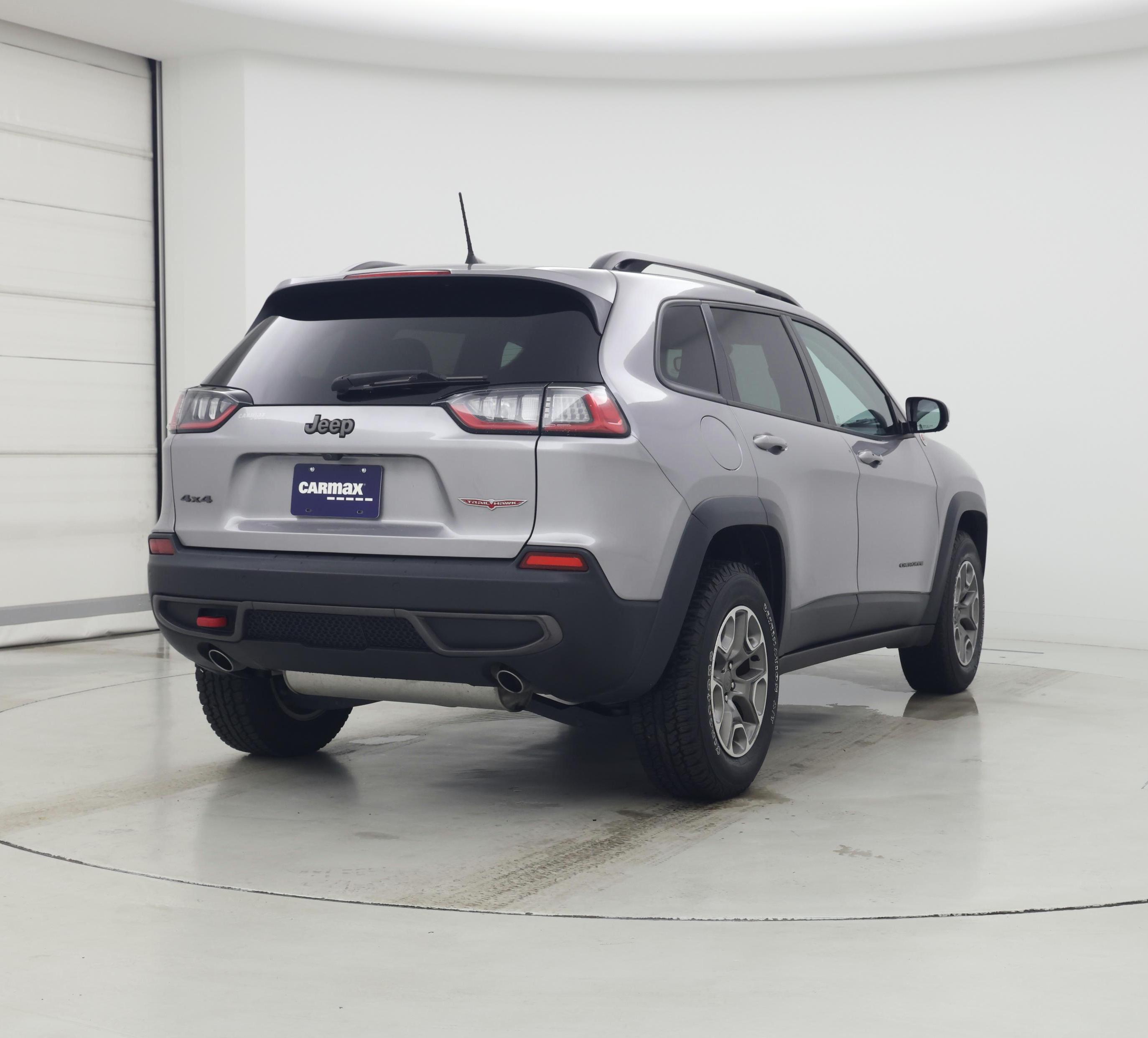 Thumbnail: 2021 Jeep Cherokee - 8
