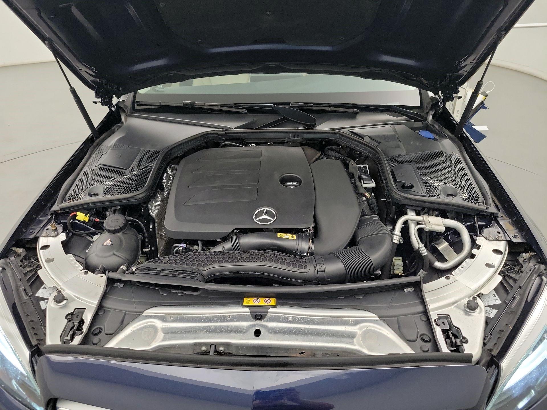 Thumbnail: 2021 Mercedes-Benz C-Class - 20