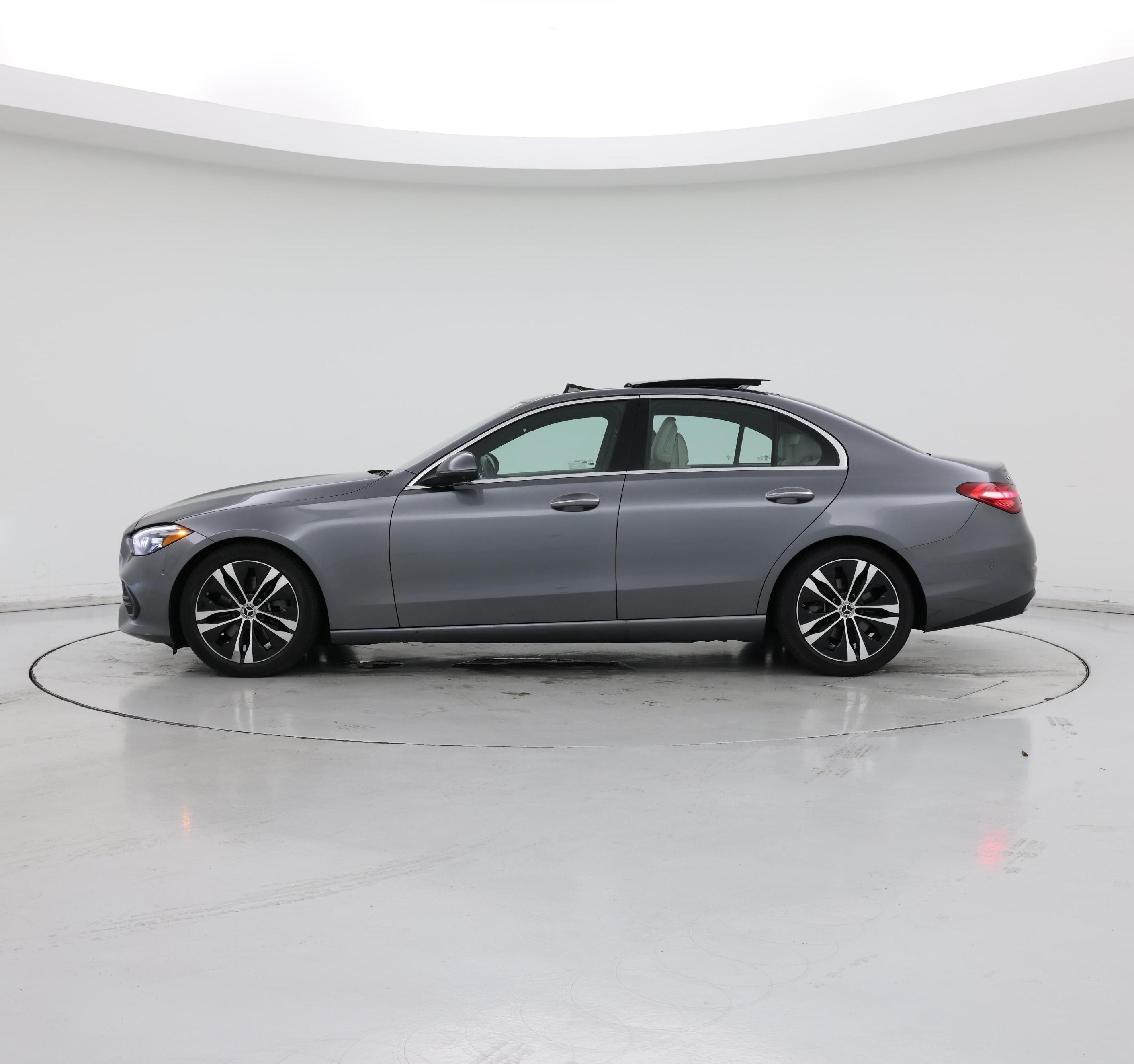 Thumbnail: 2022 Mercedes-Benz C-Class - 3