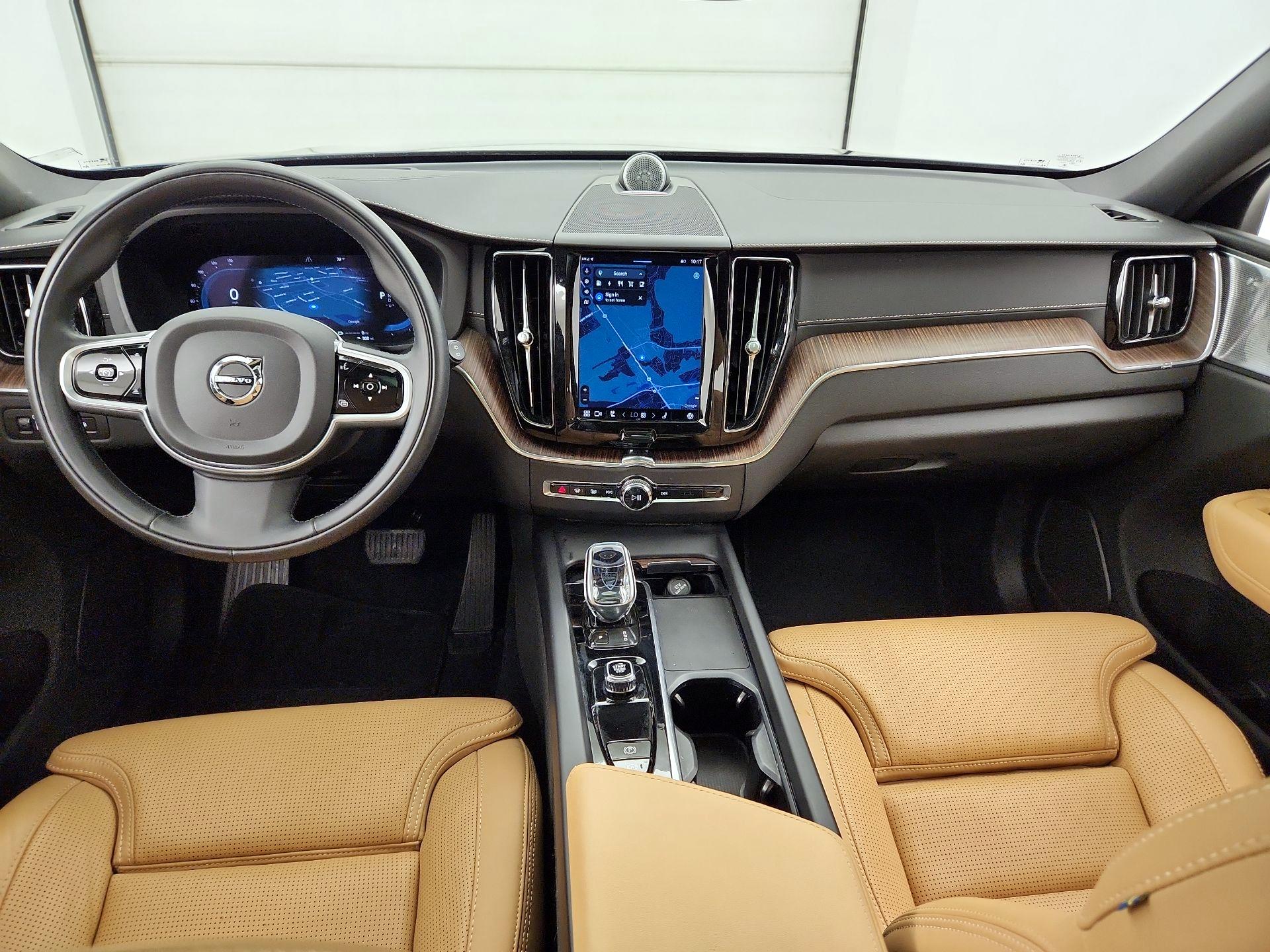 Thumbnail: 2022 Volvo XC60 - 9