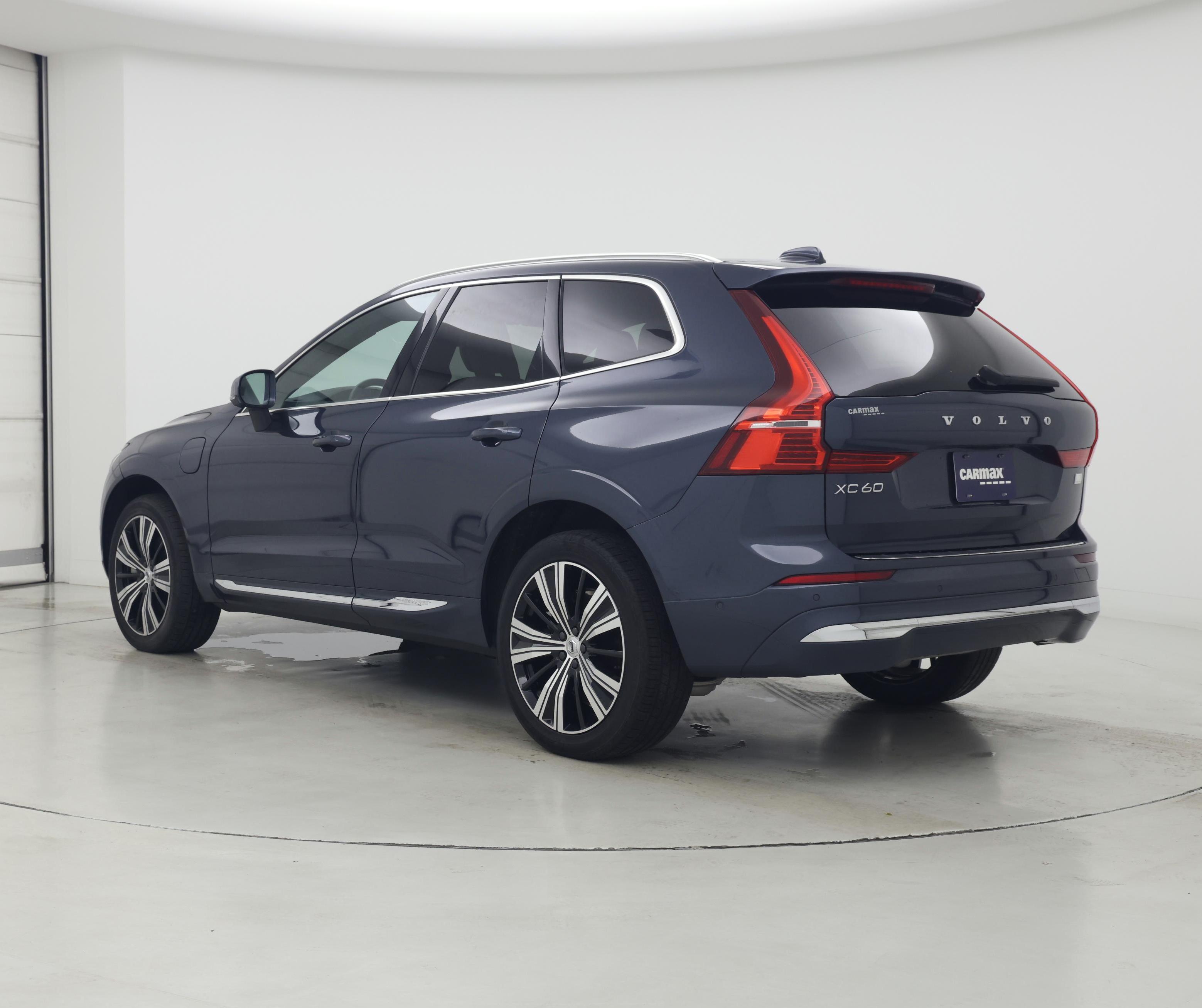 Thumbnail: 2022 Volvo XC60 - 2