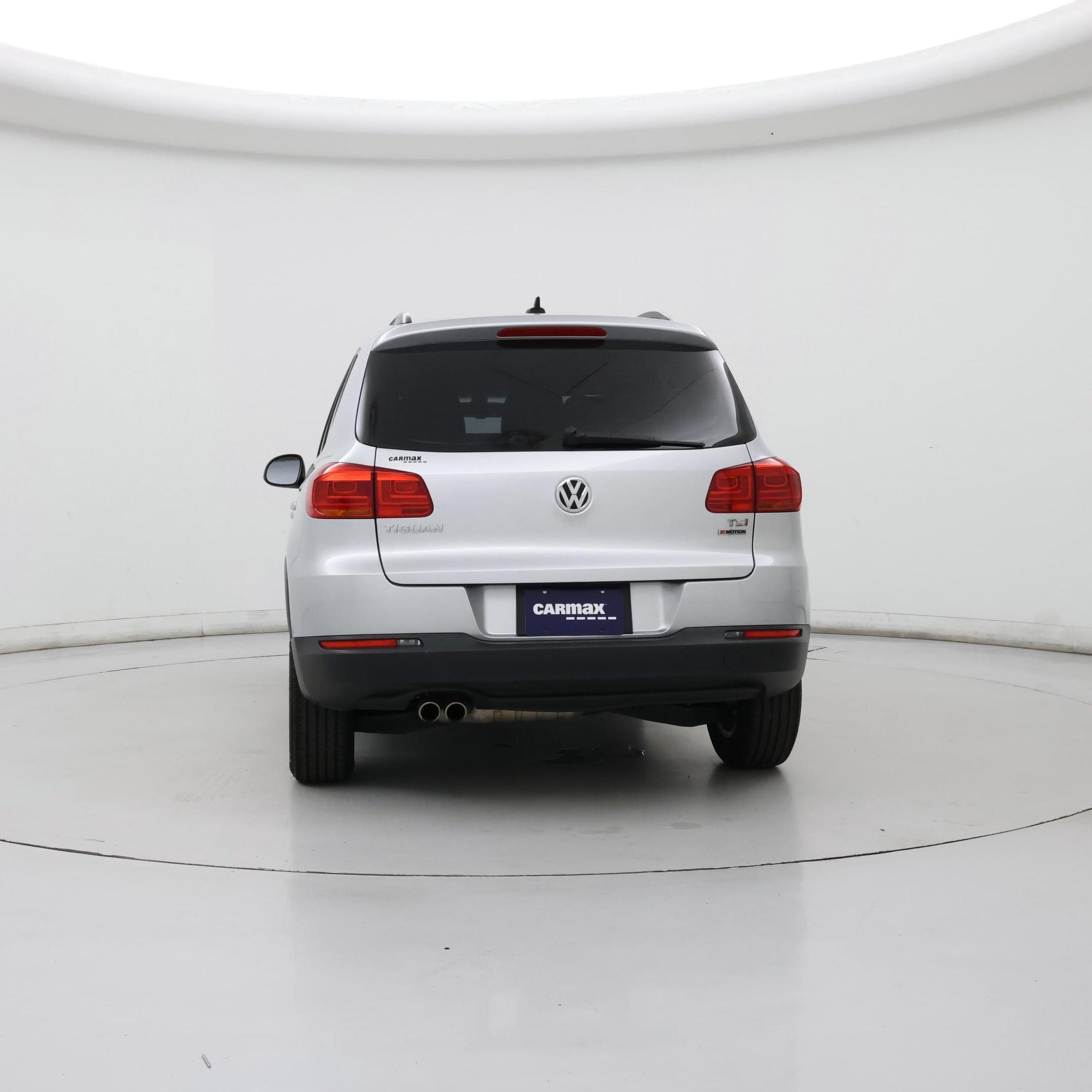 Thumbnail: 2017 Volkswagen Tiguan - 6