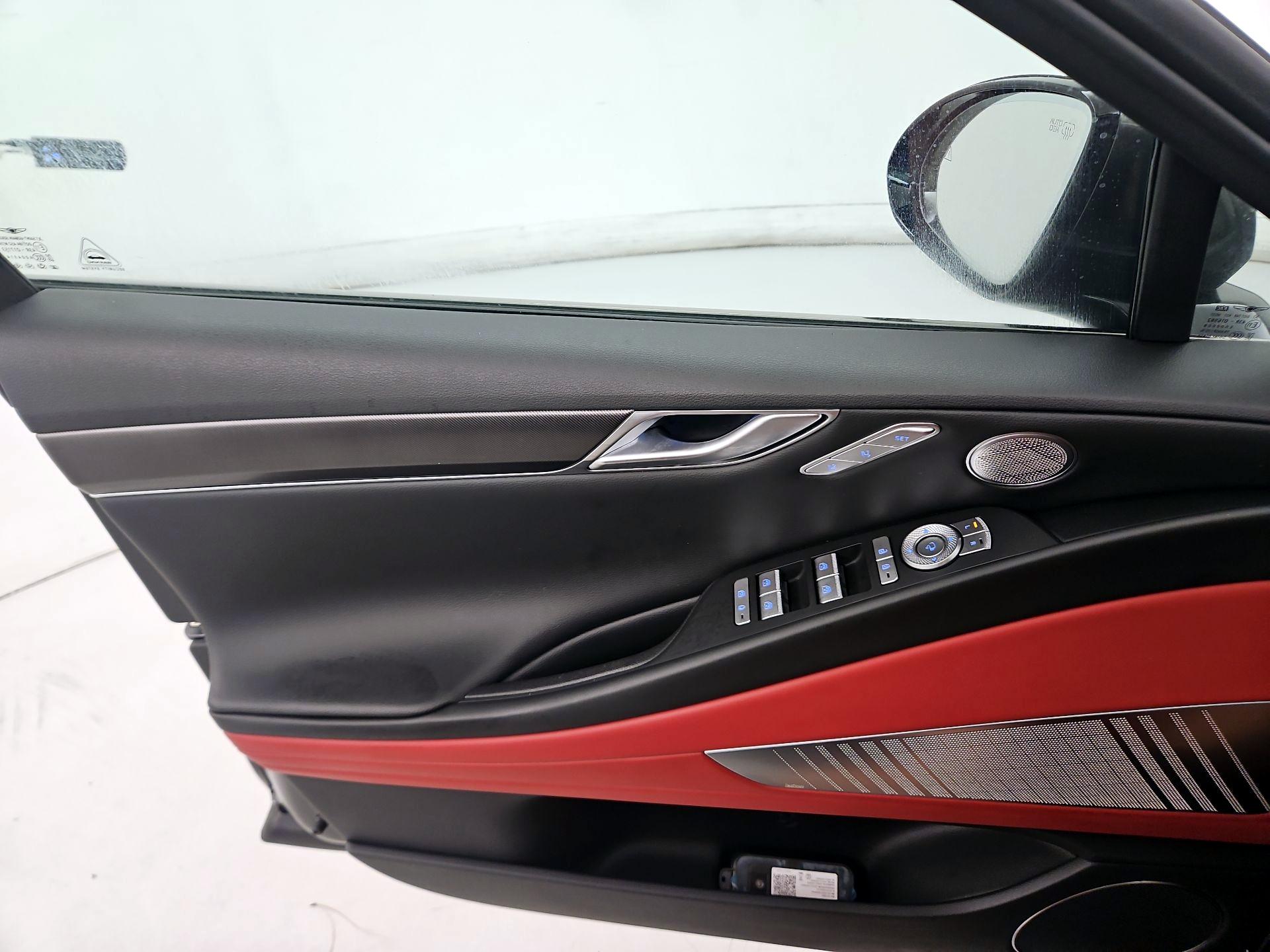 Thumbnail: 2024 Genesis G80 - 12