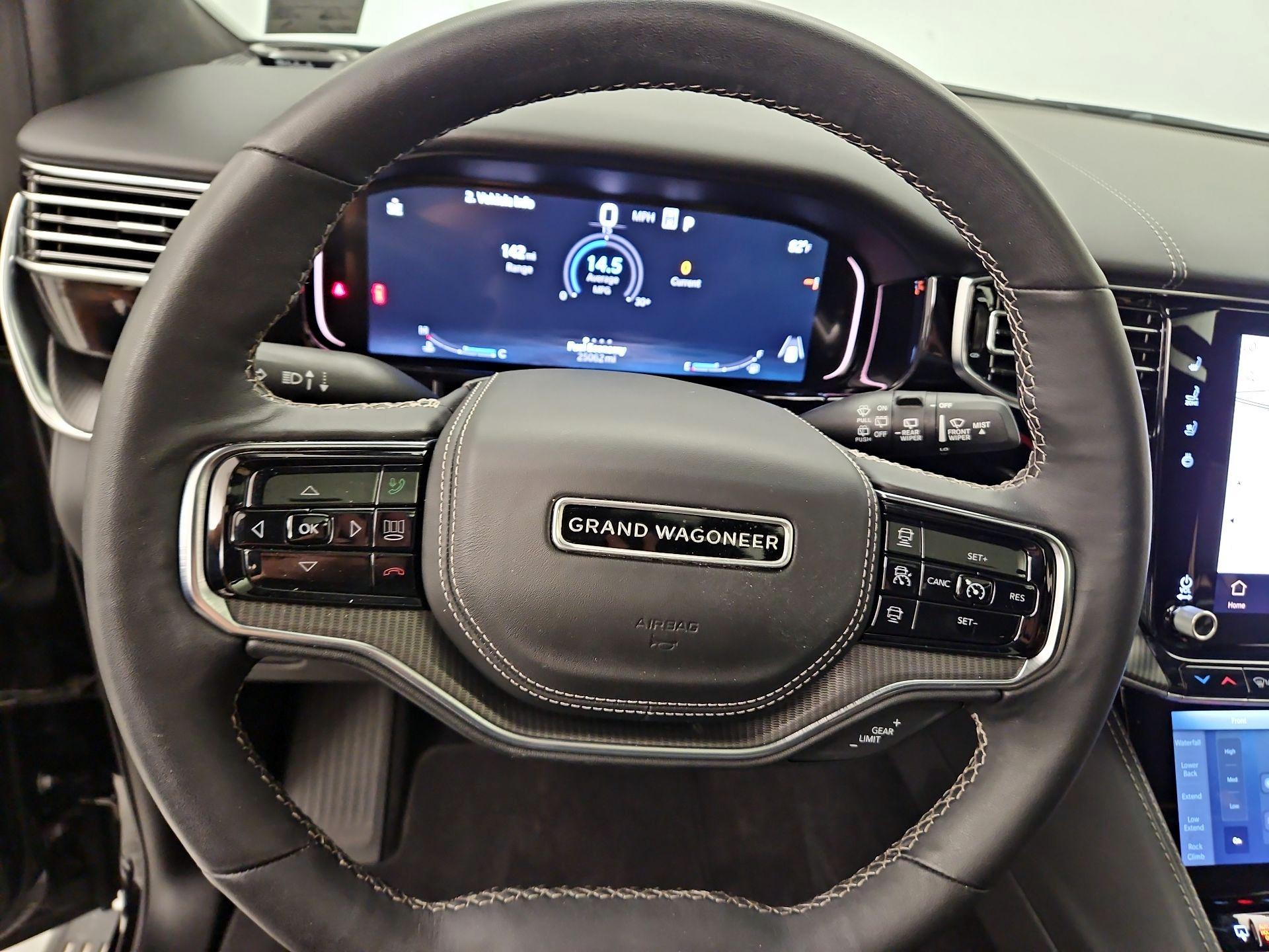 Thumbnail: 2023 Jeep Grand Wagoneer - 10