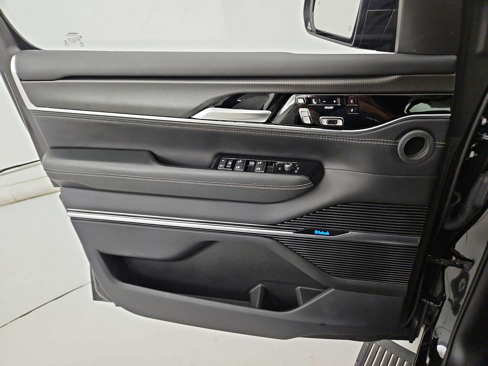 Thumbnail: 2023 Jeep Grand Wagoneer - 12