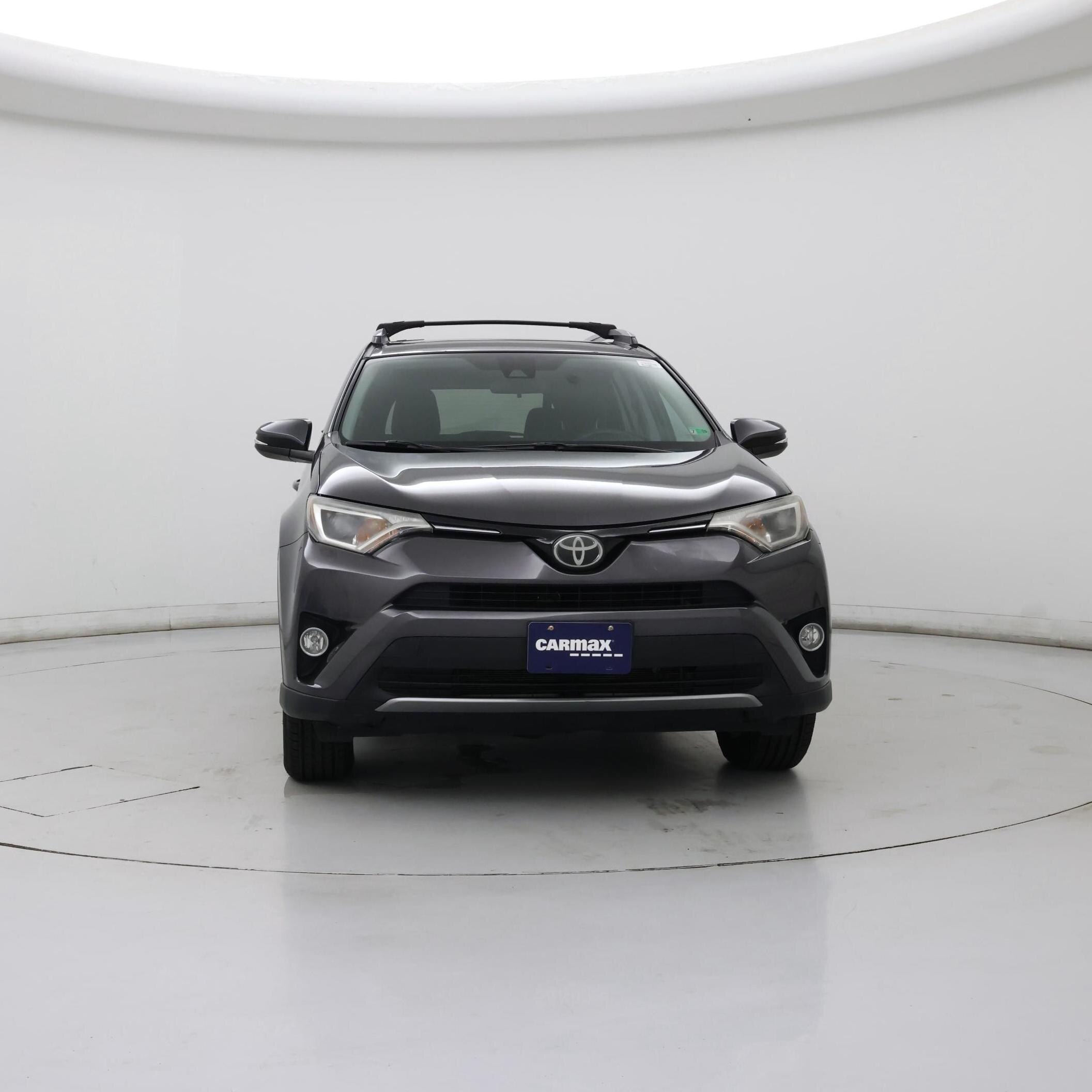 Thumbnail: 2017 Toyota RAV4 - 5