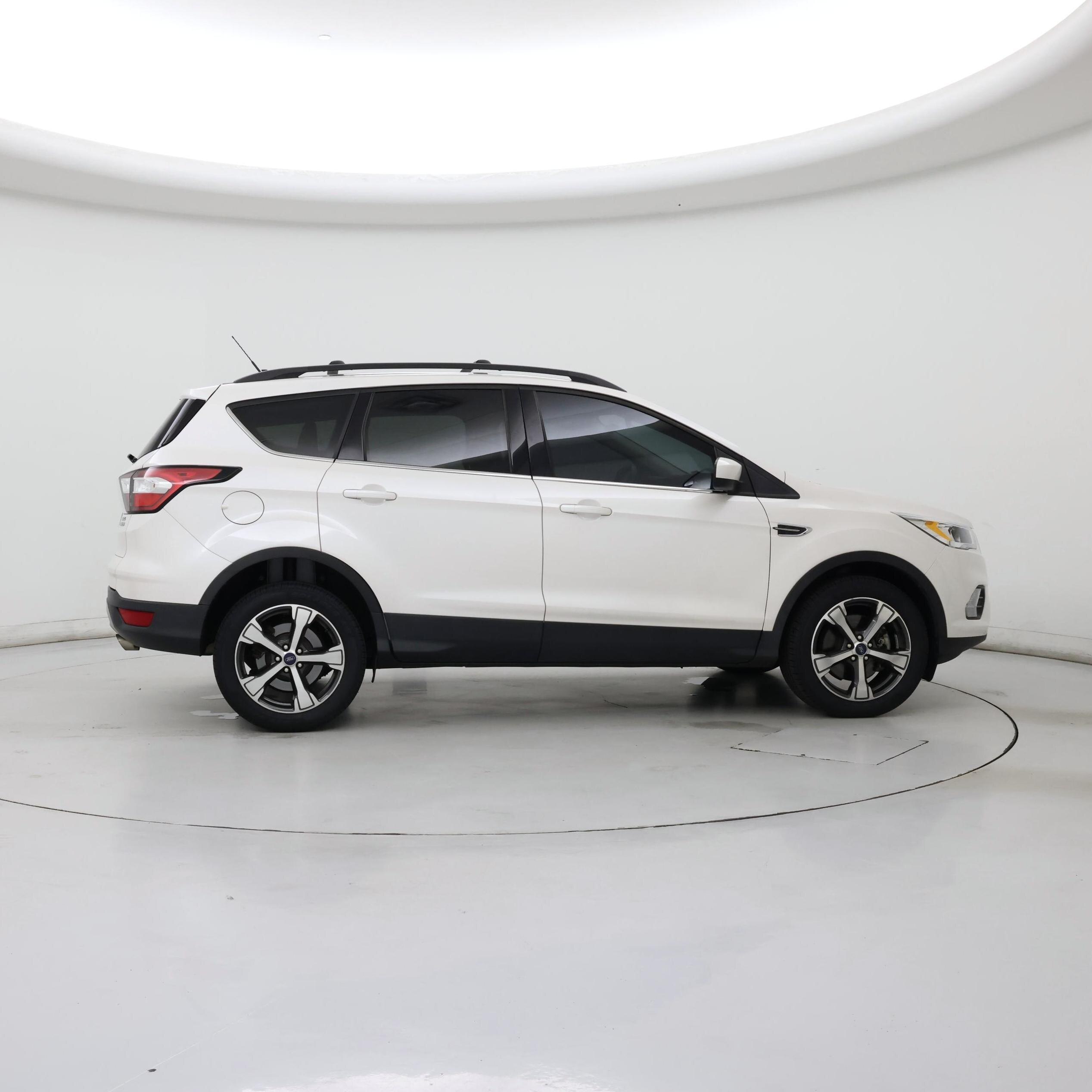 Thumbnail: 2018 Ford Escape - 7