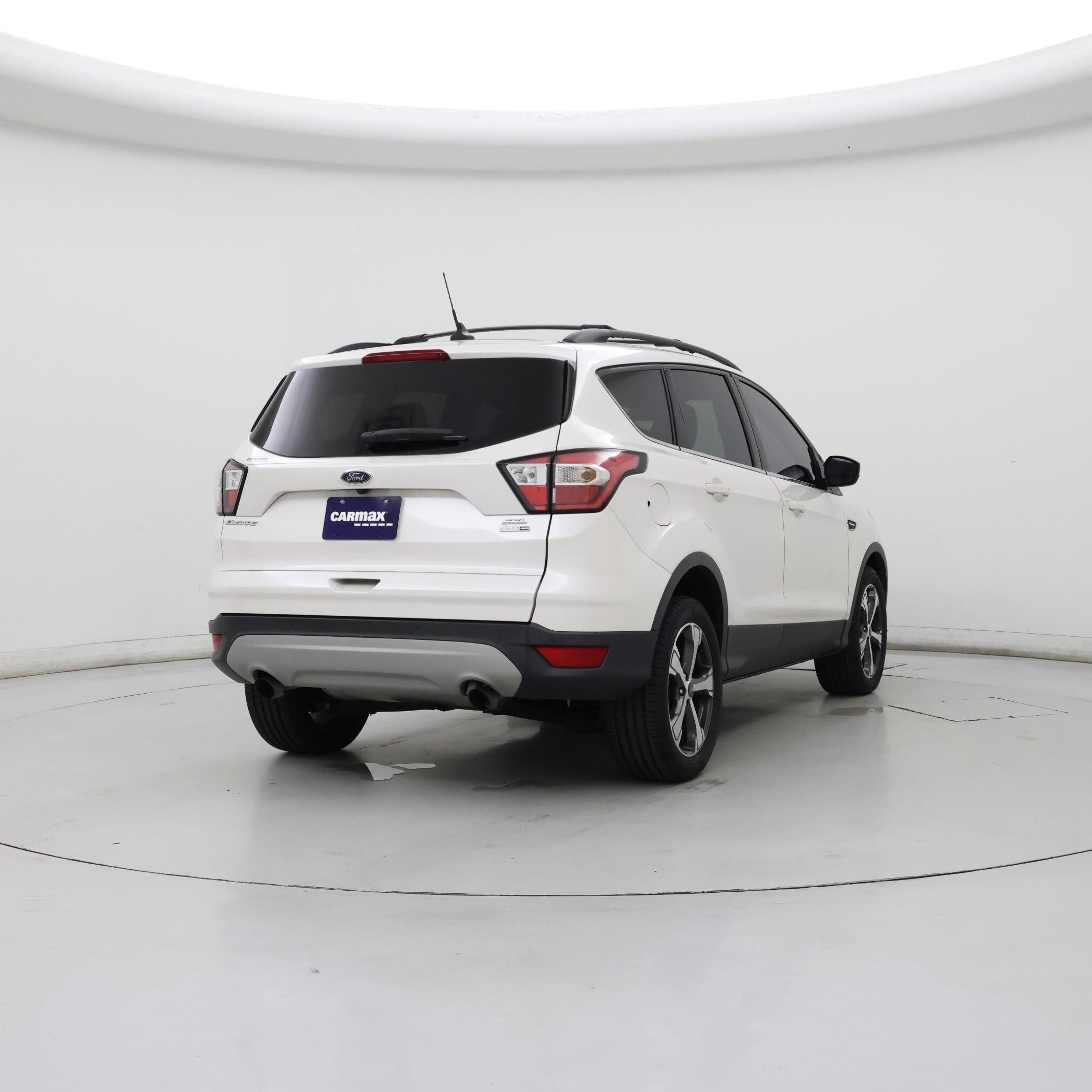 Thumbnail: 2018 Ford Escape - 8