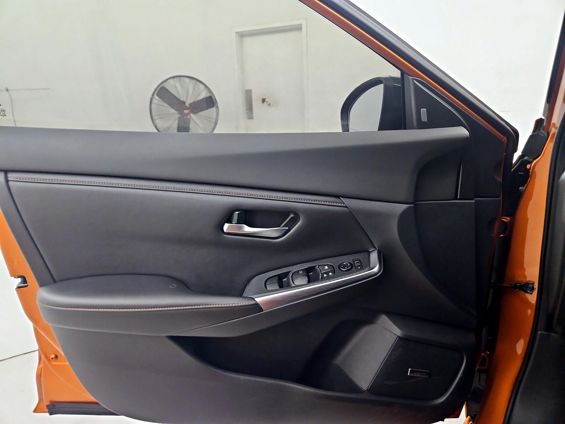 Thumbnail: 2021 Nissan Sentra - 12
